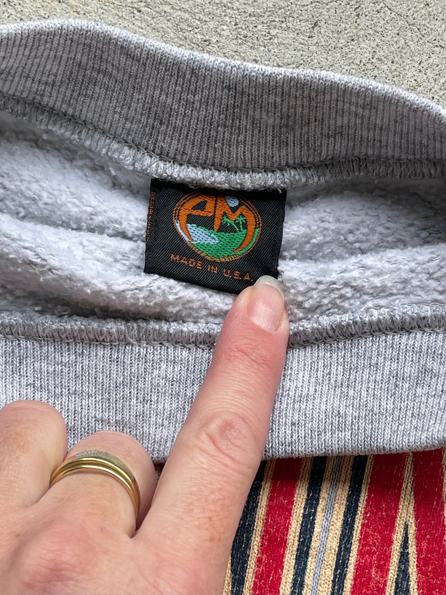 Vintage Harvard Sweatshirt - L