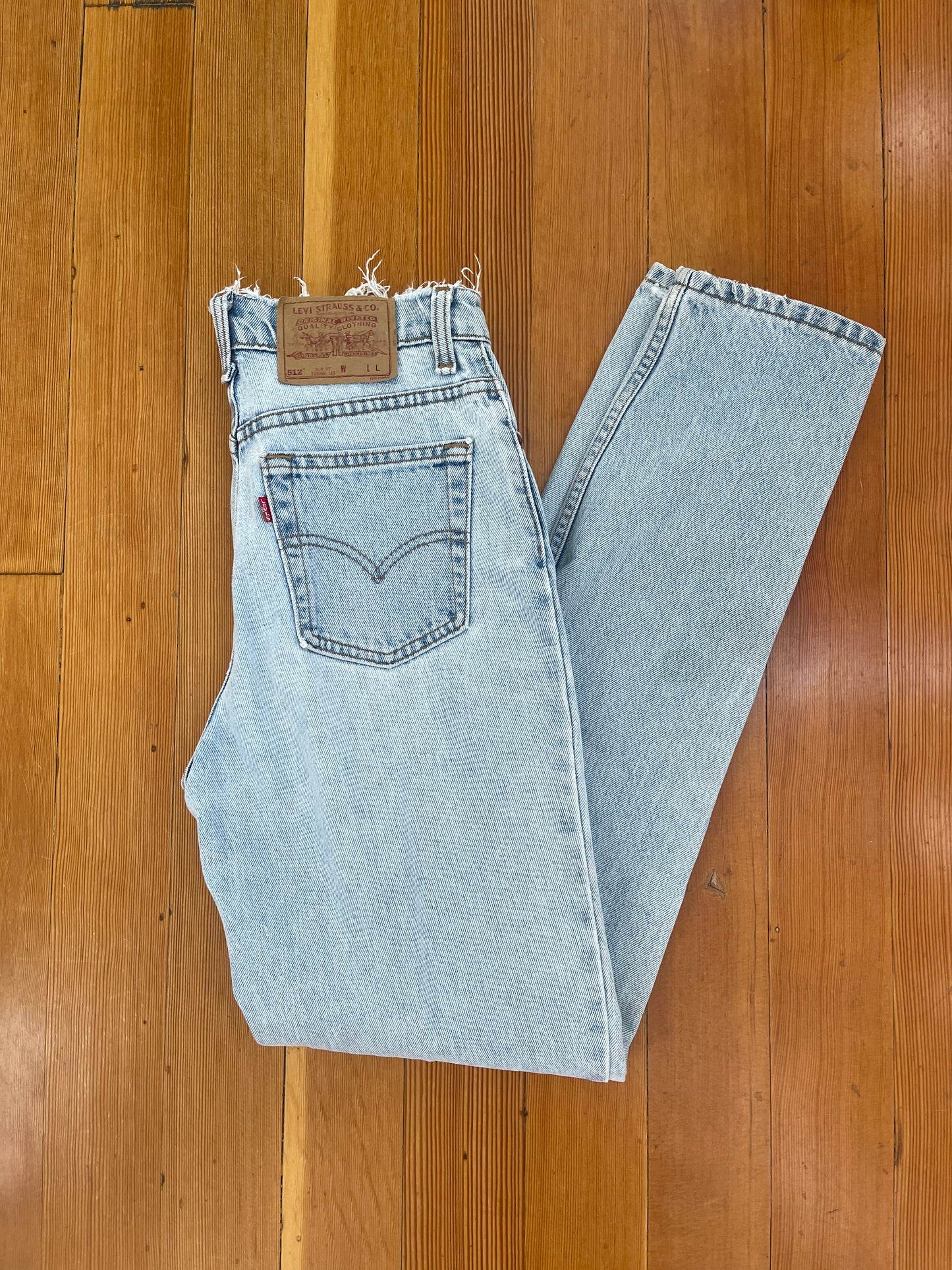 Vintage Levi 512s in Light Blue - 26" W