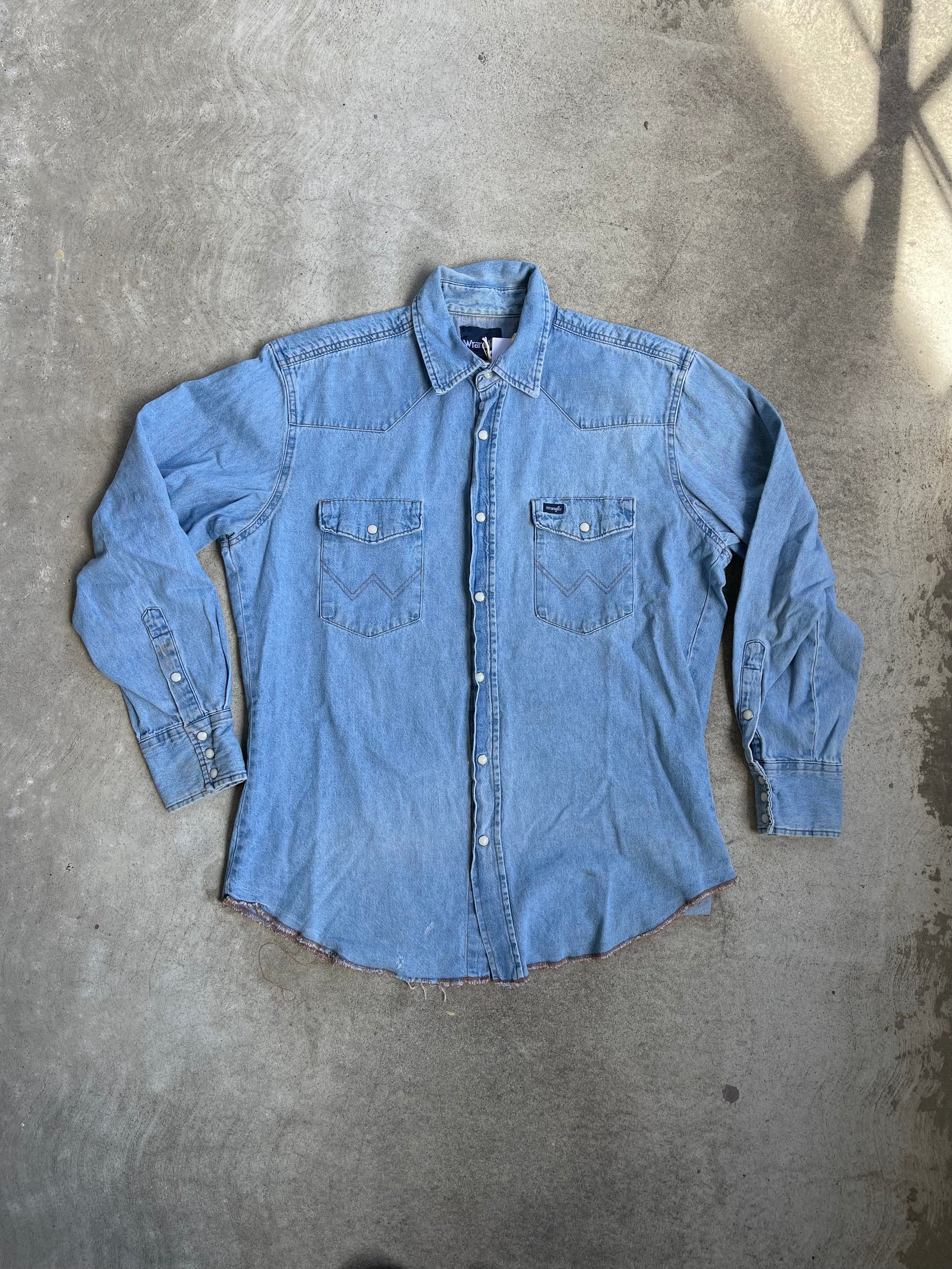 Vintage Wrangler Snap Chambray - L