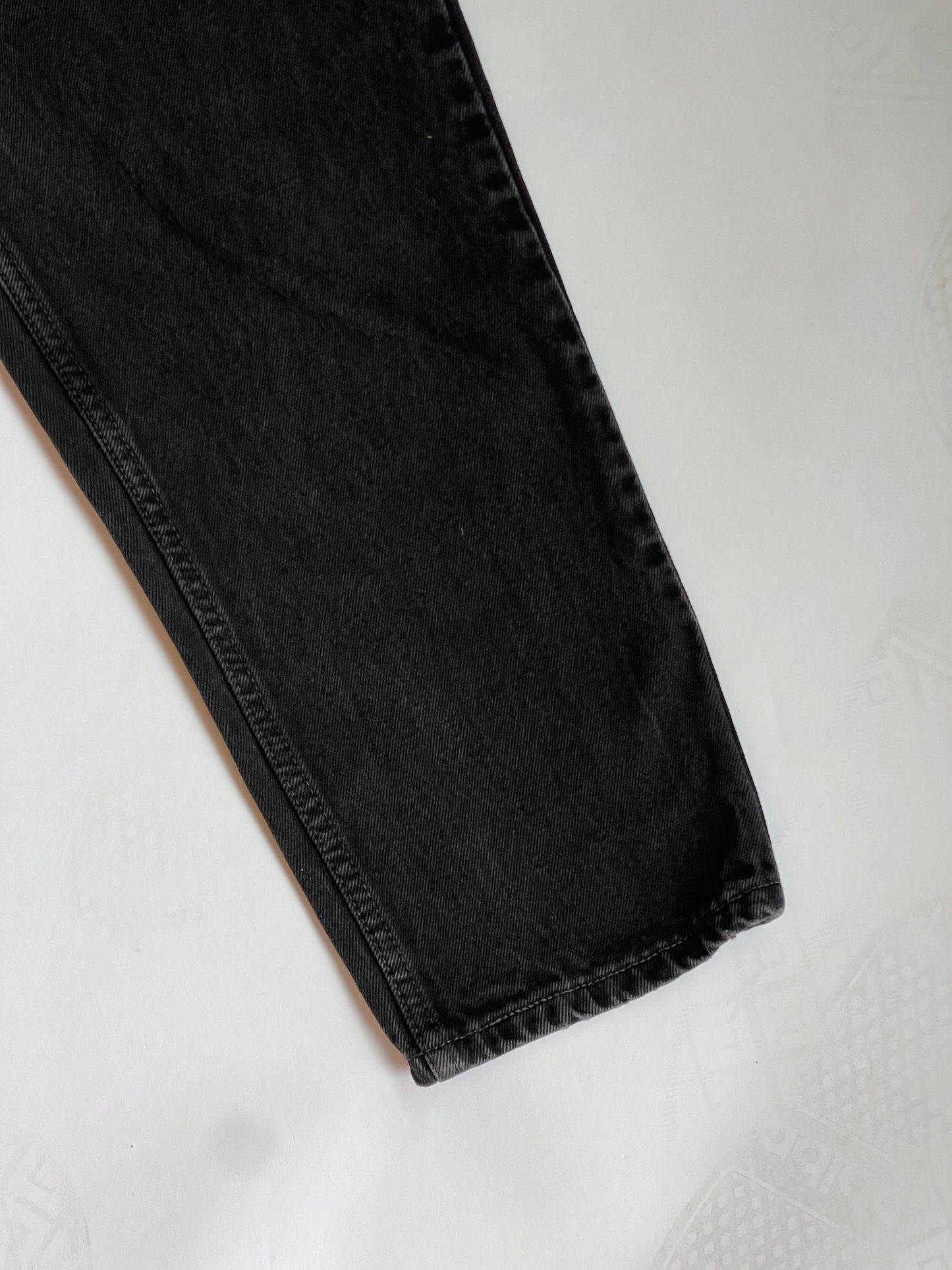 Vintage Levi 550s in Black - 30" W