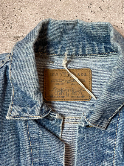 Vintage Levi's Denim Jacket ( STONE WASH ) - M