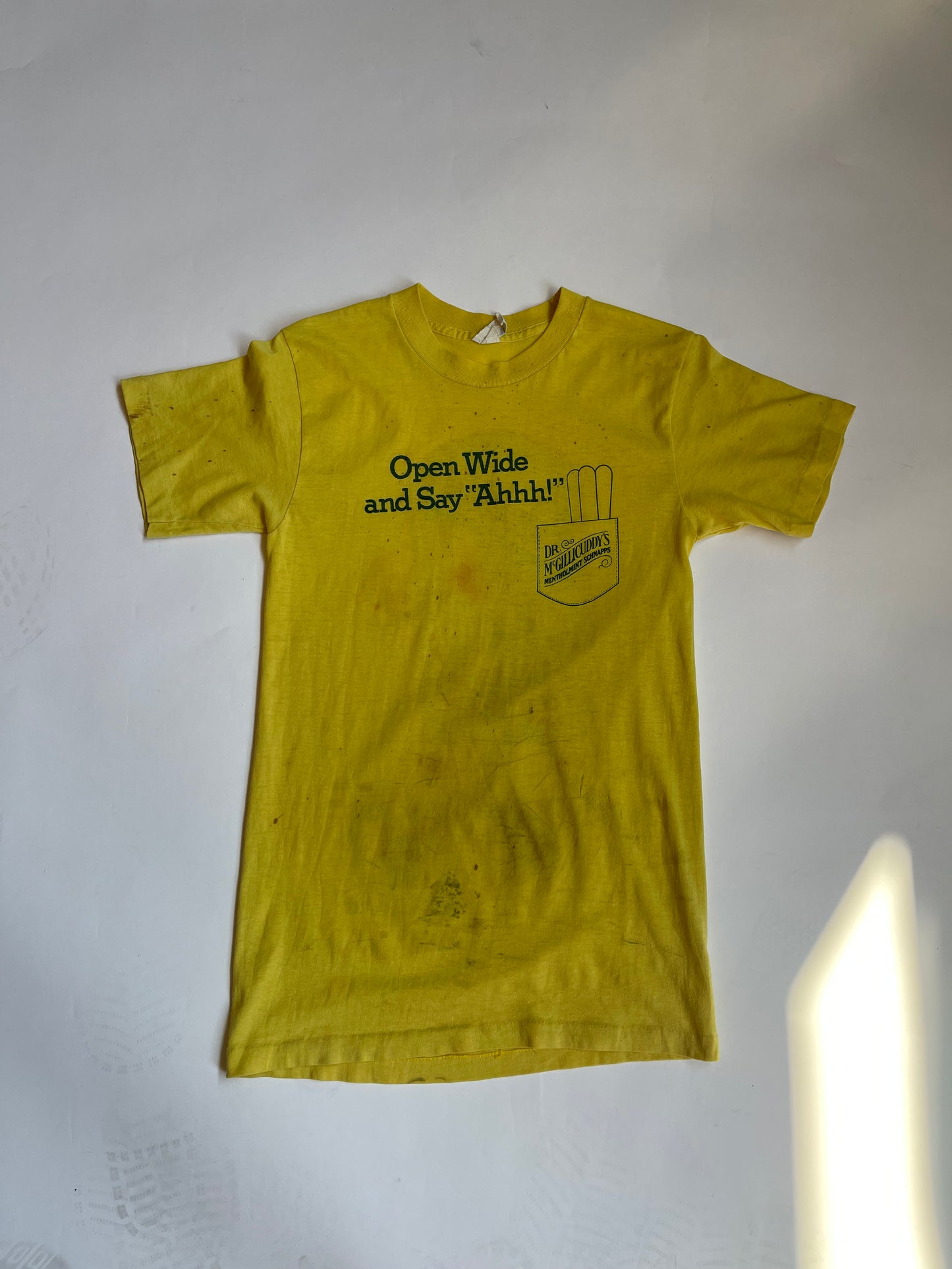 Vintage McGillcuddy's Menthol Schnapps Tee 01 - XS/S