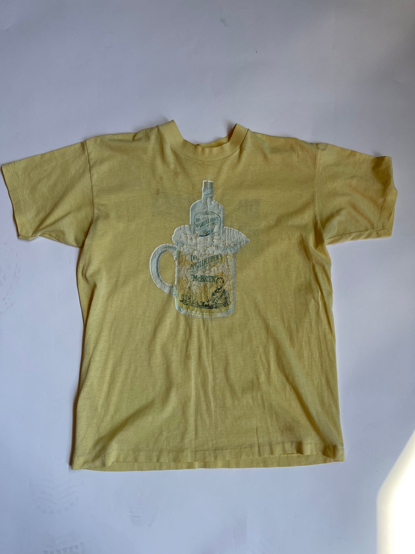 Vintage McGillcuddy's Menthol Schnapps Tee 02 - M