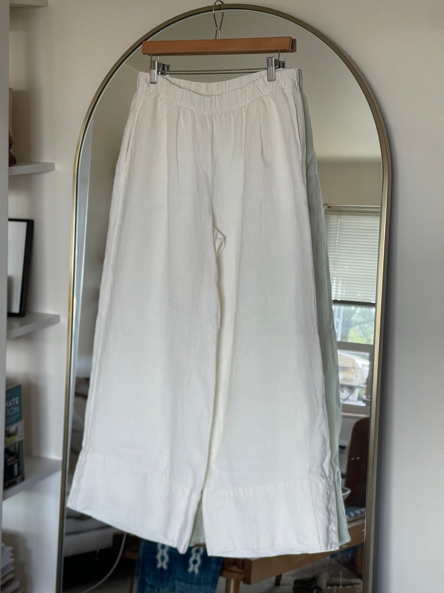 LA RELAXED Linen Simple Pant in WHITE - ( select size )