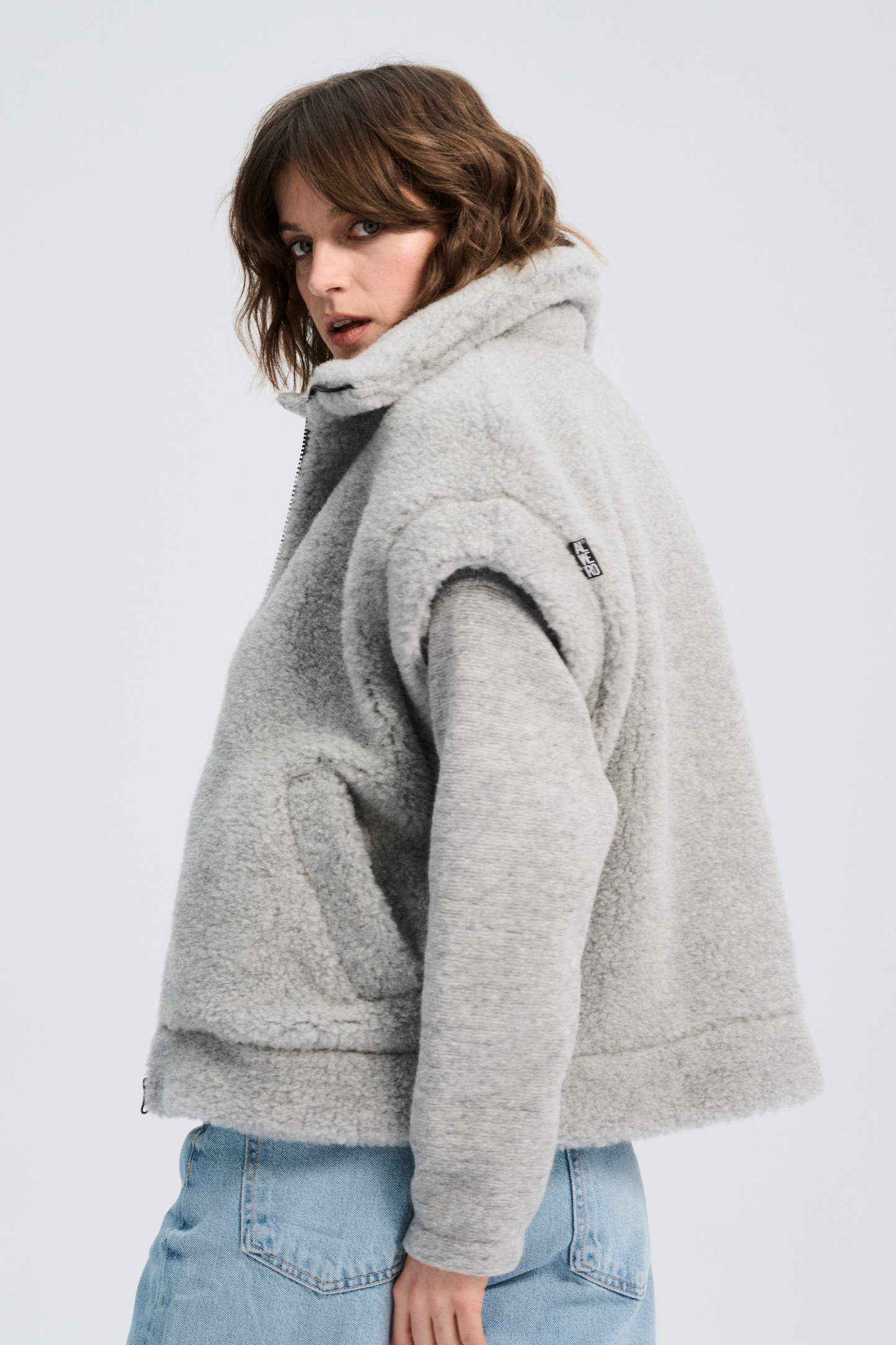 *PRE ORDER* Alwero Wool Vest in SILVER - ( select size )