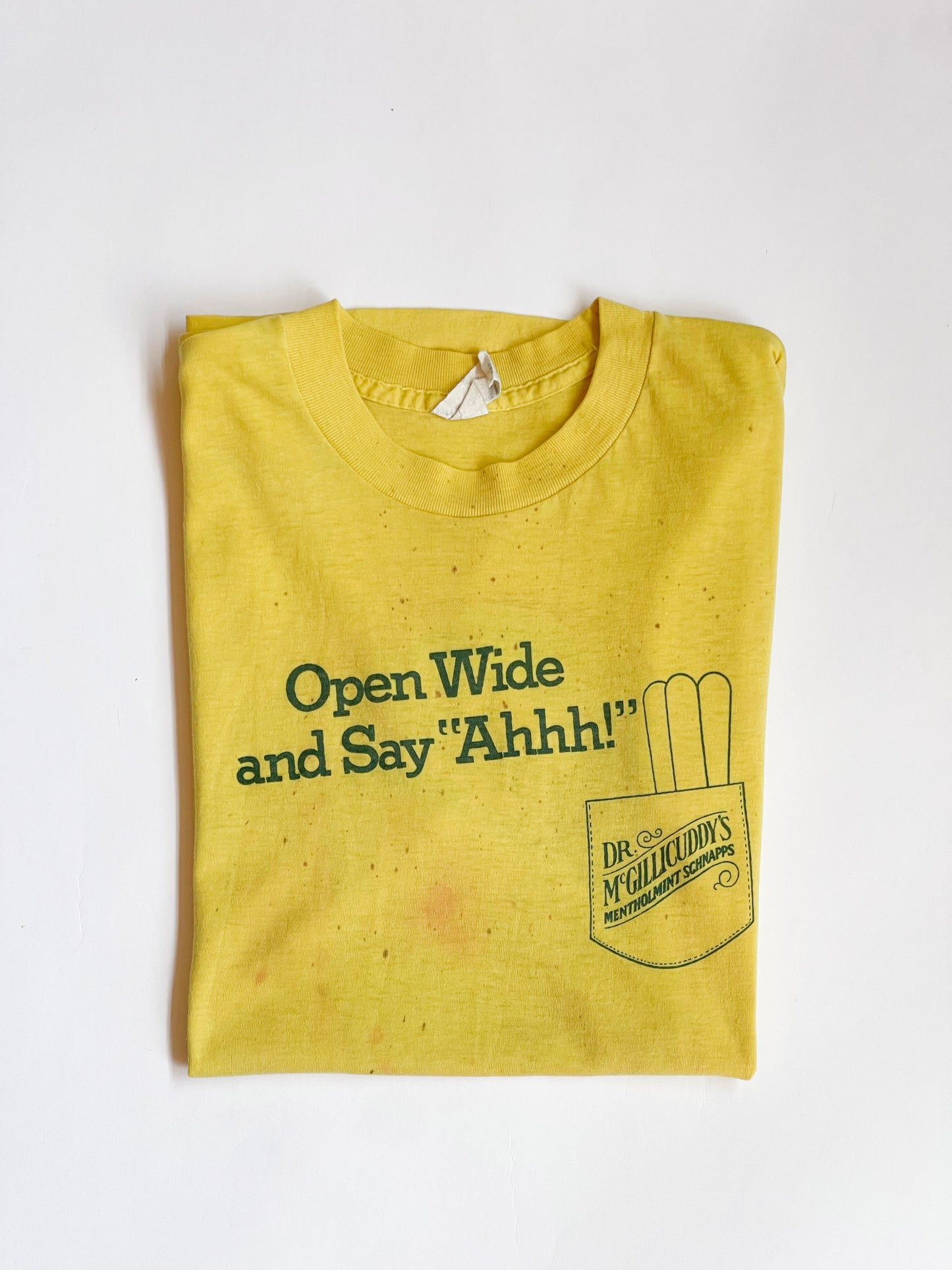Vintage McGillcuddy's Menthol Schnapps Tee 01 - XS/S