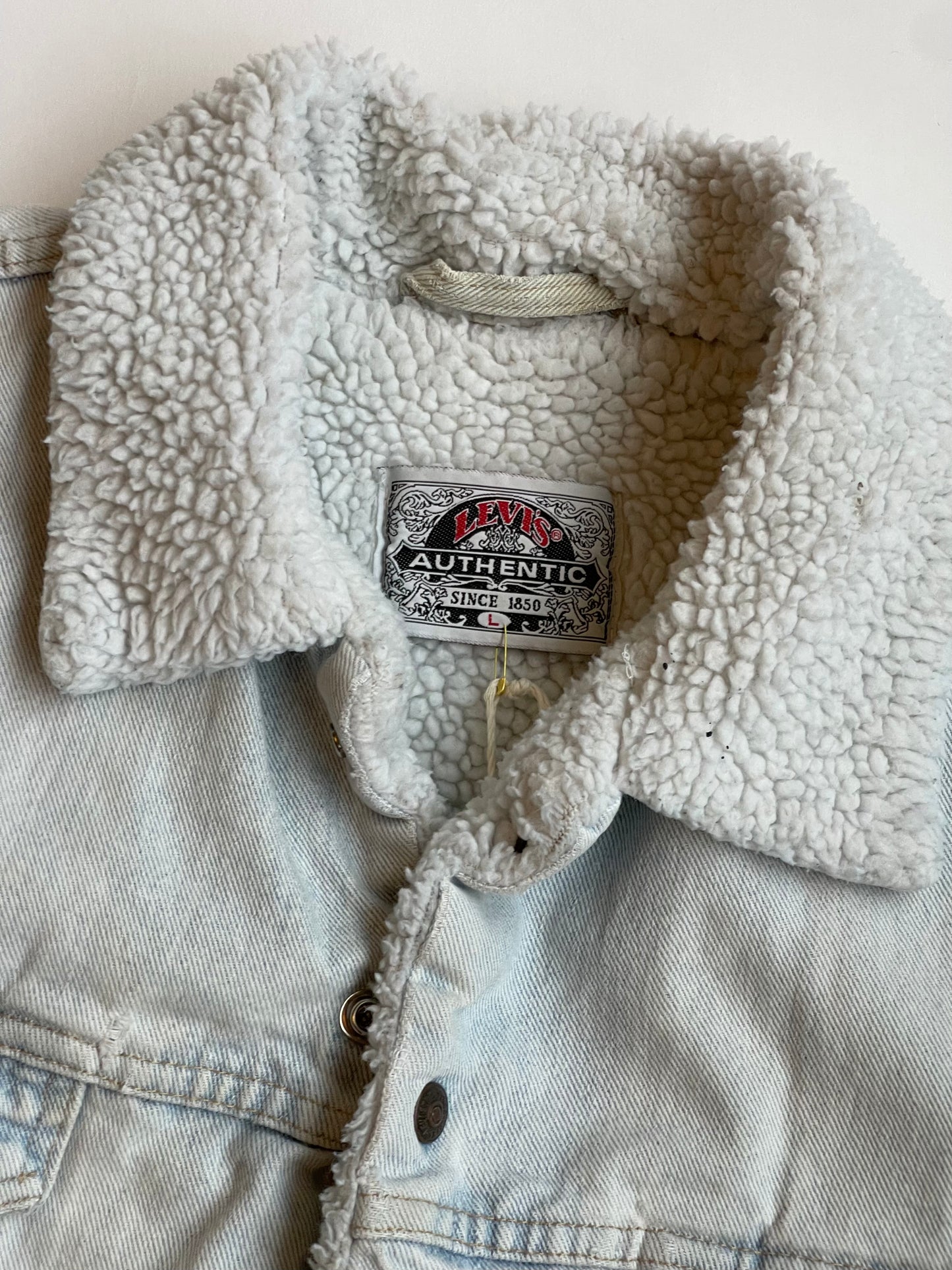 Vintage Levi's light-wash Sherpa Lined Jacket - L