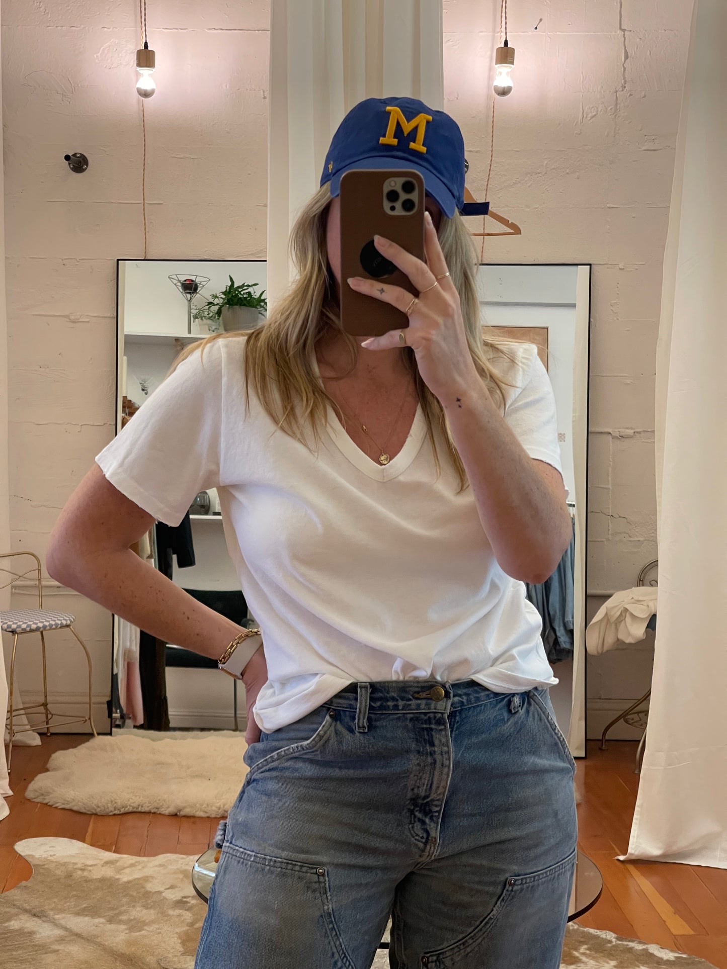 Le Bon Shoppe La Vie Tee in VINTAGE WHITE - ( select size )