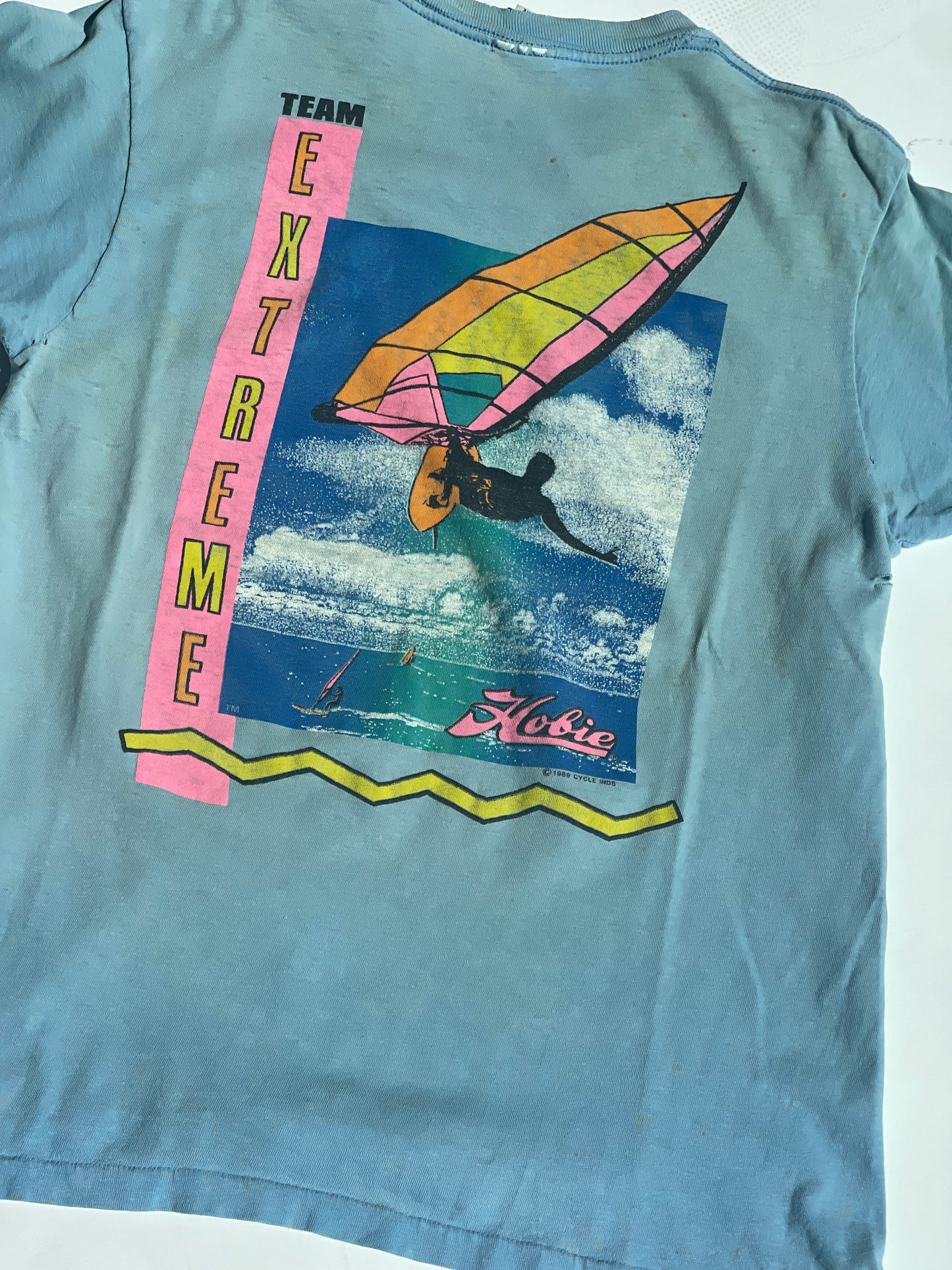 Vintage 1989 Thrashed Hobie Extreme Tee - S/M