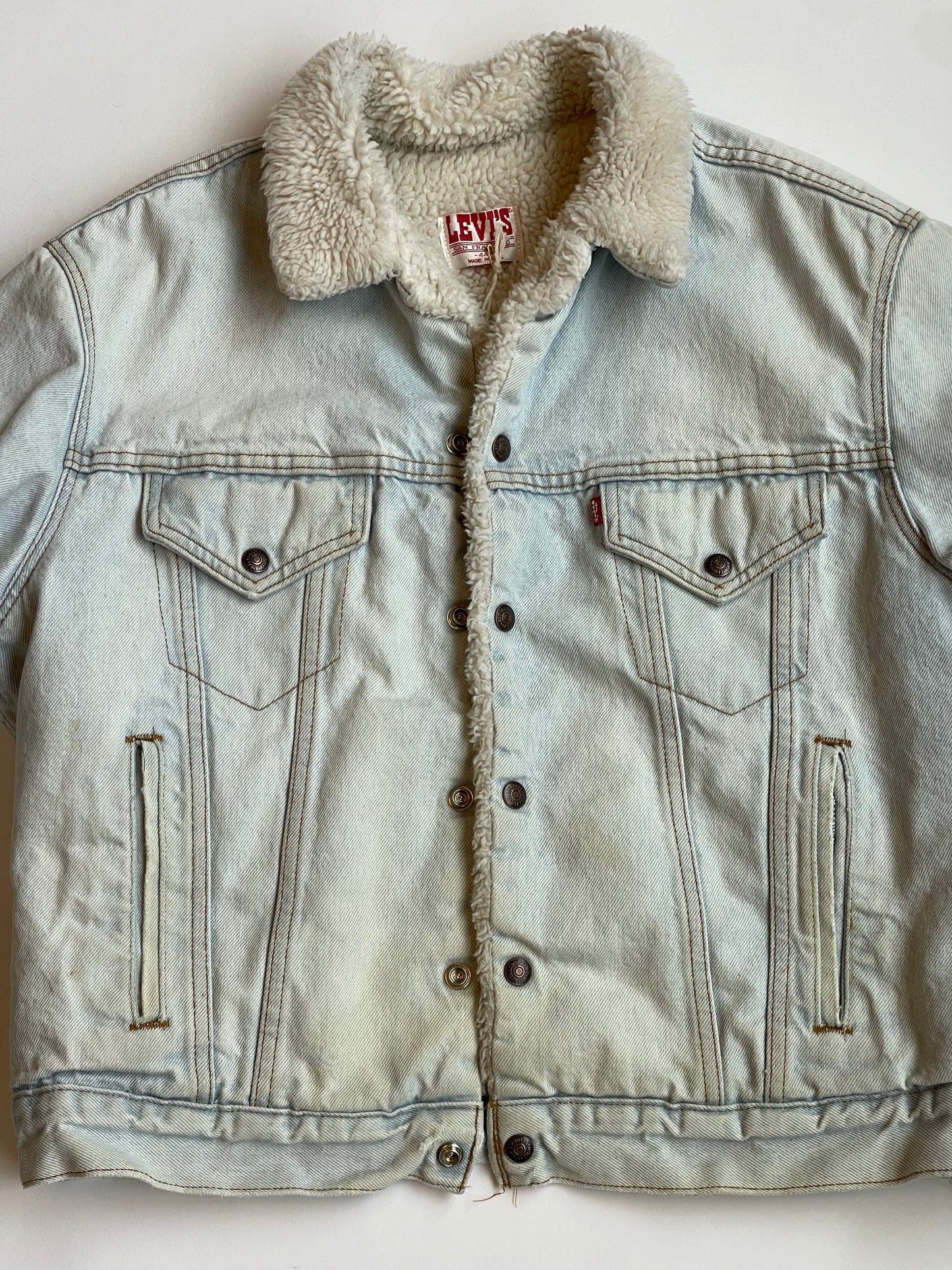 Vintage Levi's light-wash Sherpa Lined Jacket - L
