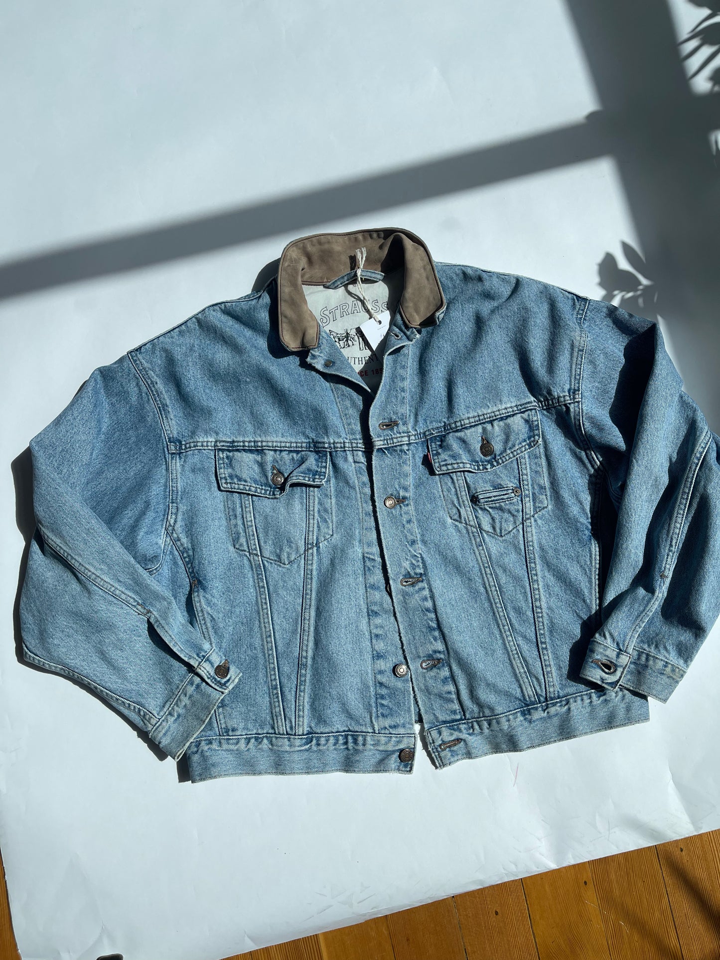 Vintage Leather Collar Levi's Denim Jacket - XL