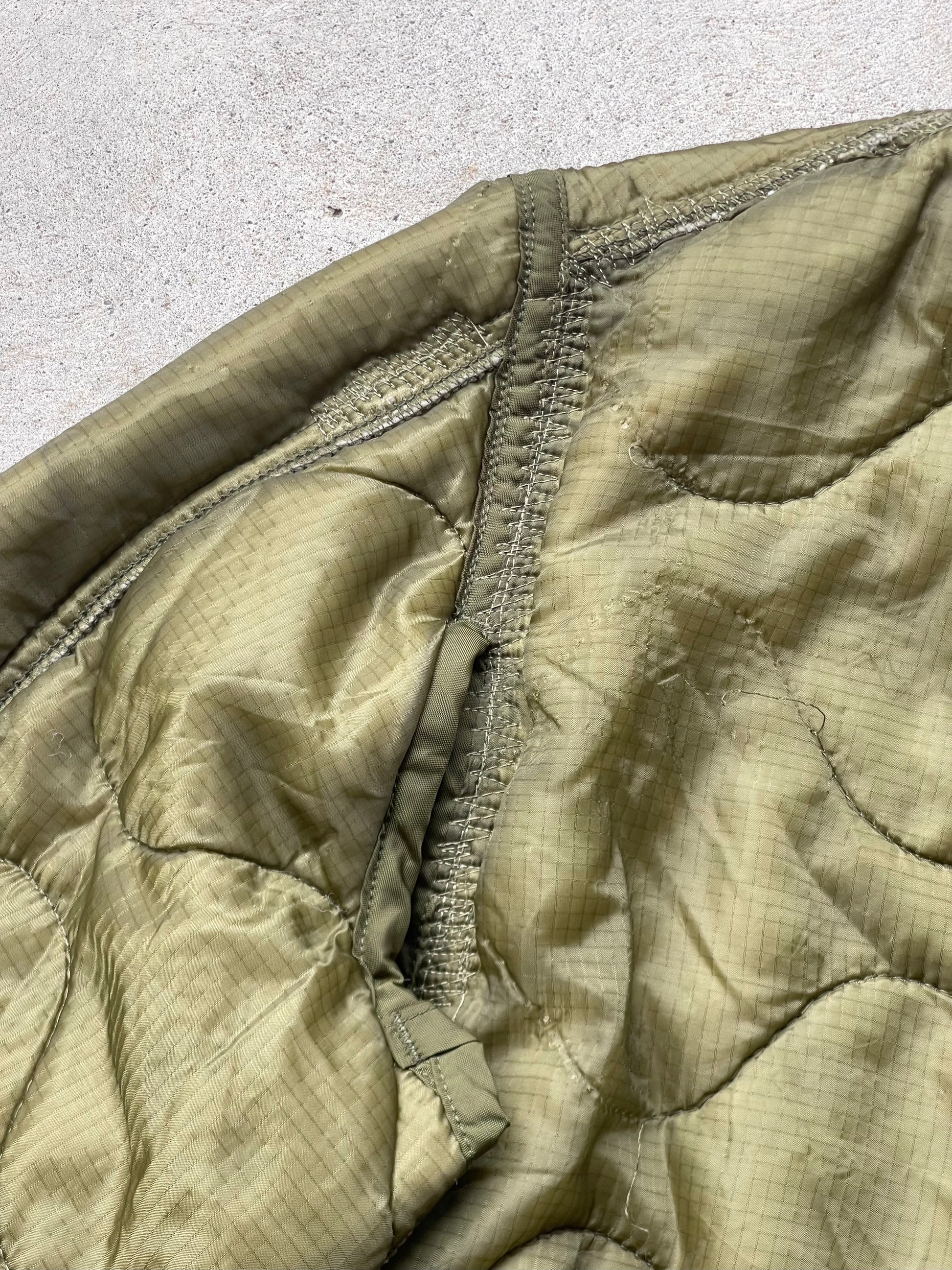 Vintage REWORKED Military Liner CROP Jacket ( WARM GREEN ) - L