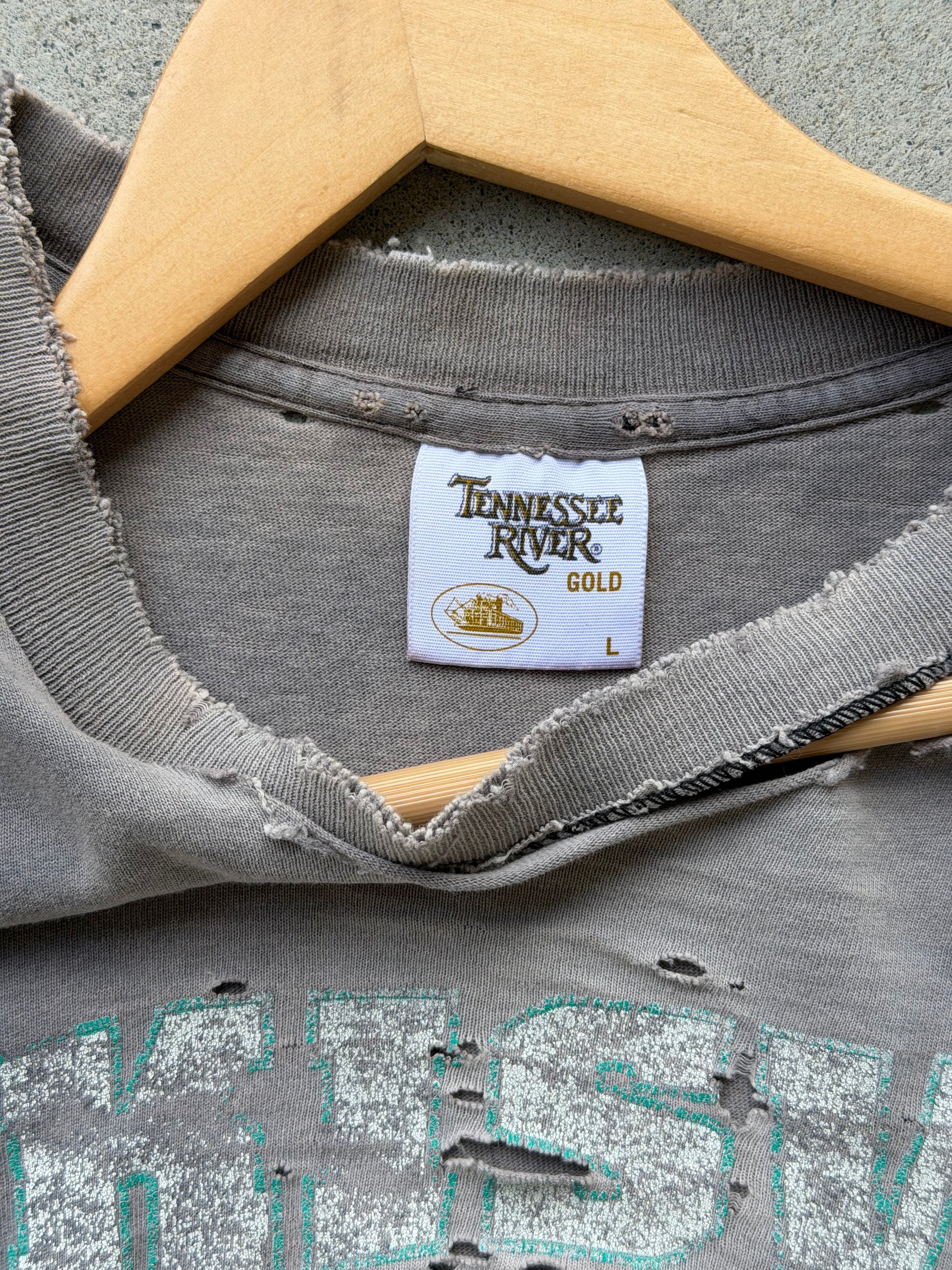 Vintage RARE KISW Tacoma Thrashed Tee - L