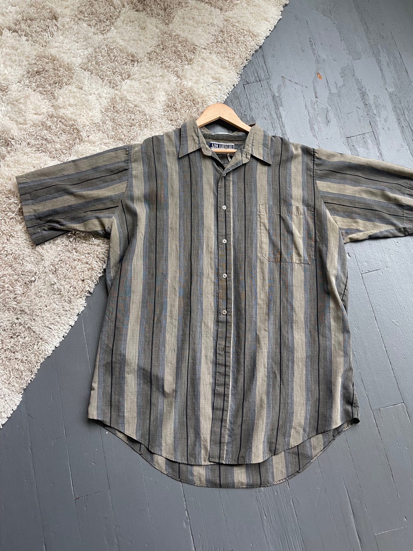 ( @ September ) Vintage Lightweight Short Sleeve Buttondown - 2XL