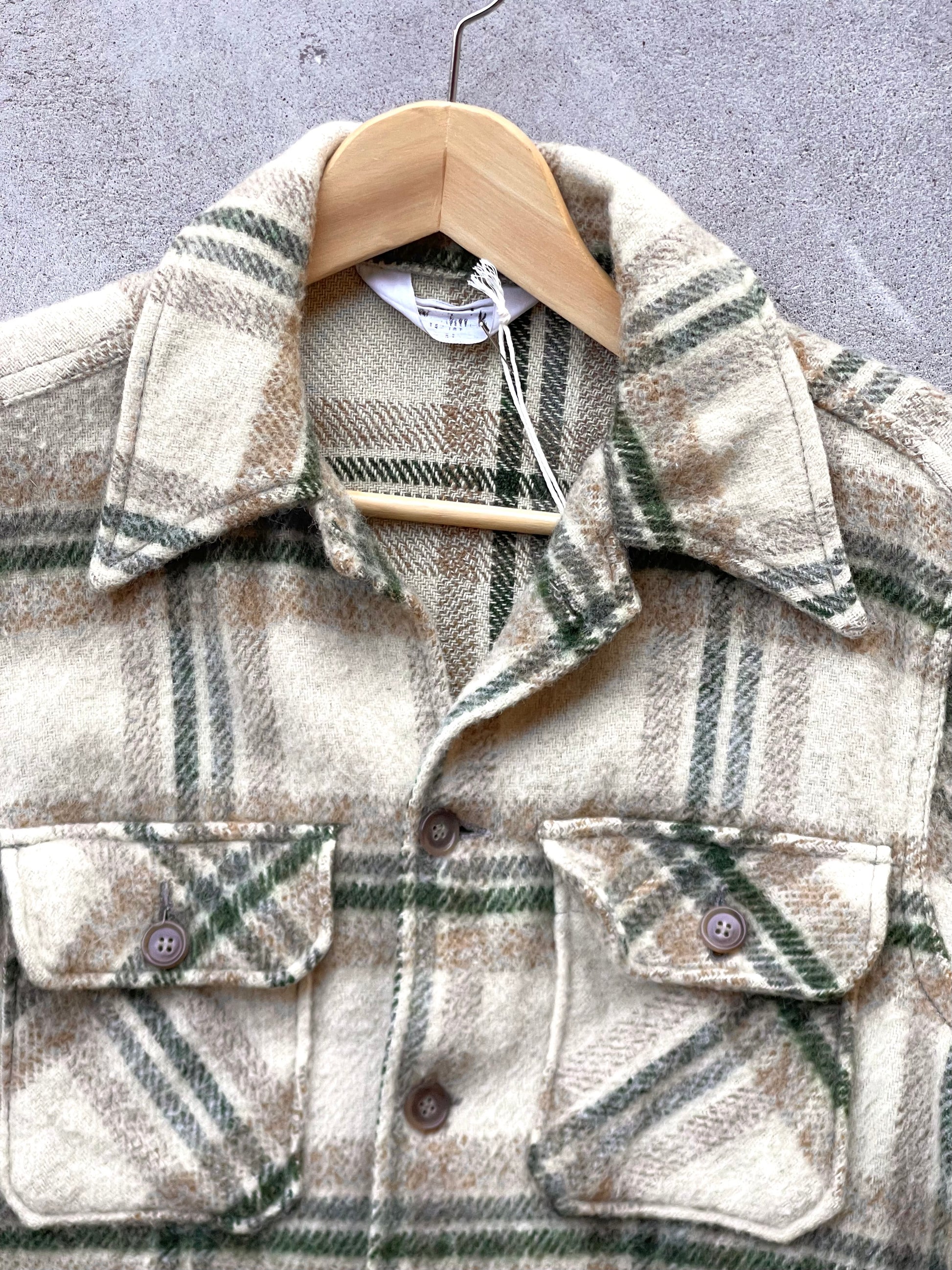 Vintage Woolrich Camp Shirt - M