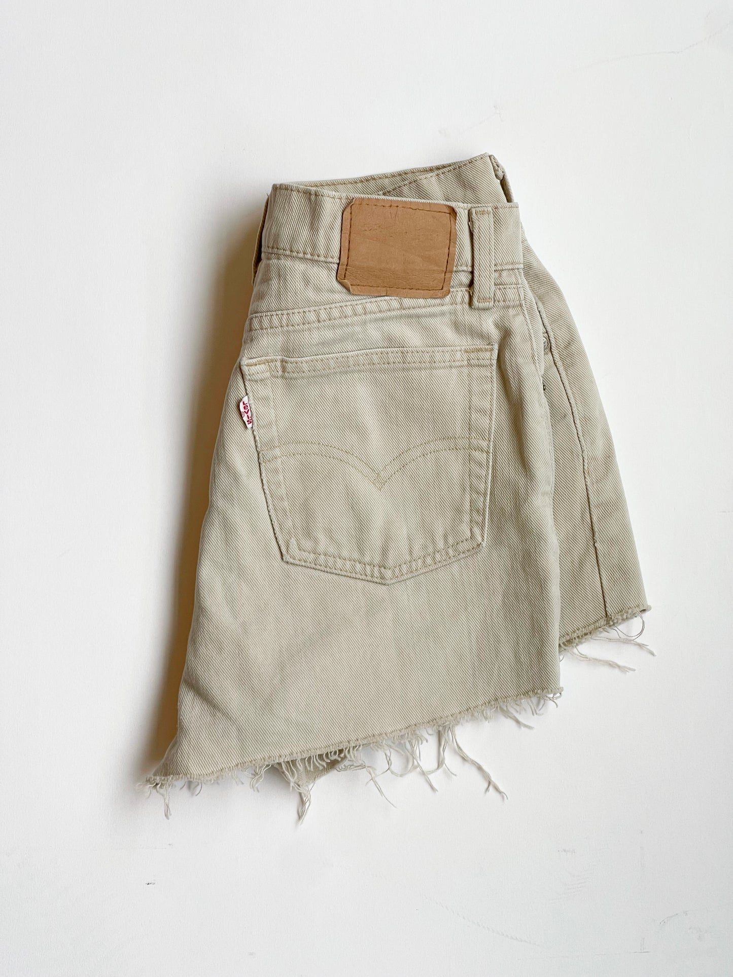 Vintage High-rise Levi's cutoff shorts - 26” W