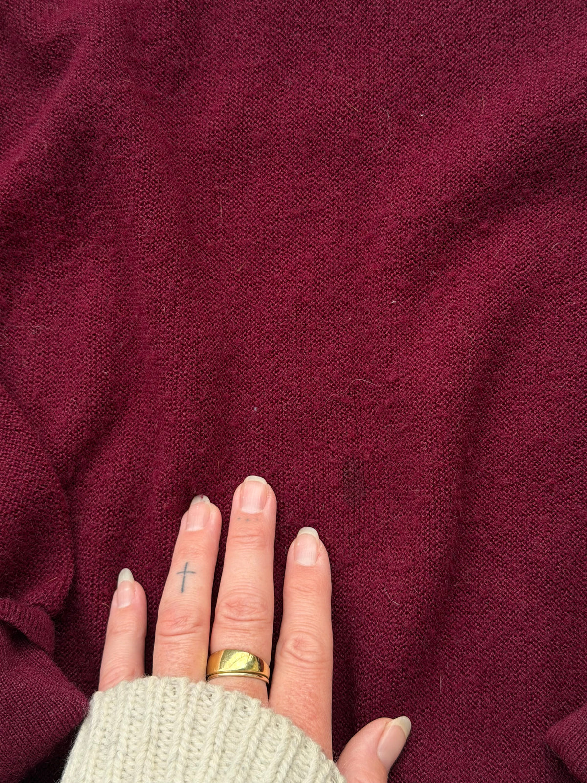 Vintage Dad Sweater in WINE - M