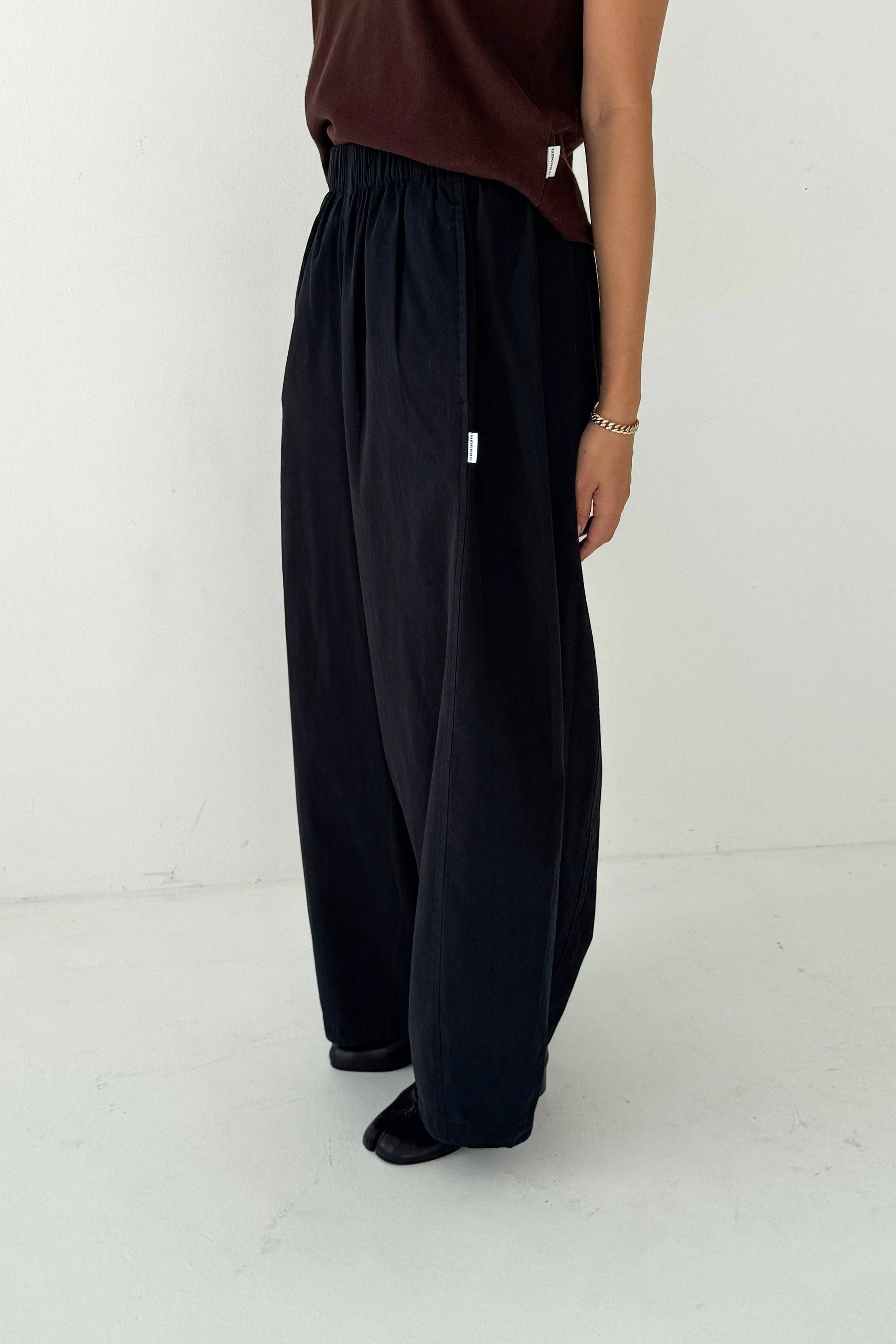 Le Bon Shoppe Parachute Pants in BLACK - ( select size )