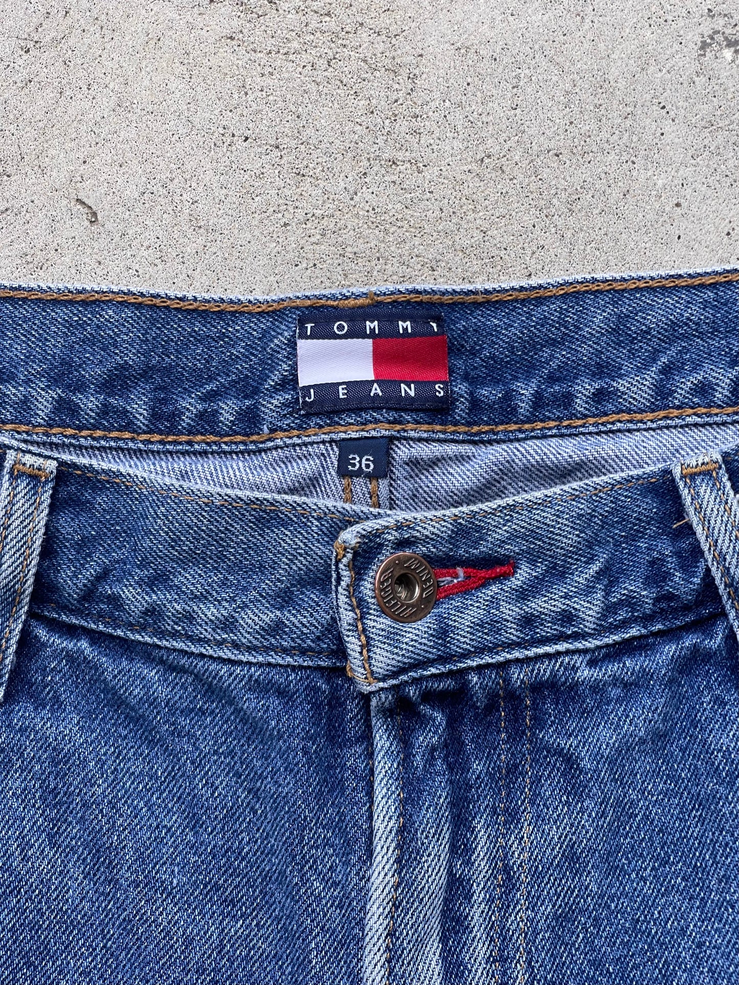 Vintage Tommy Hilfiger Shorts - 36" W