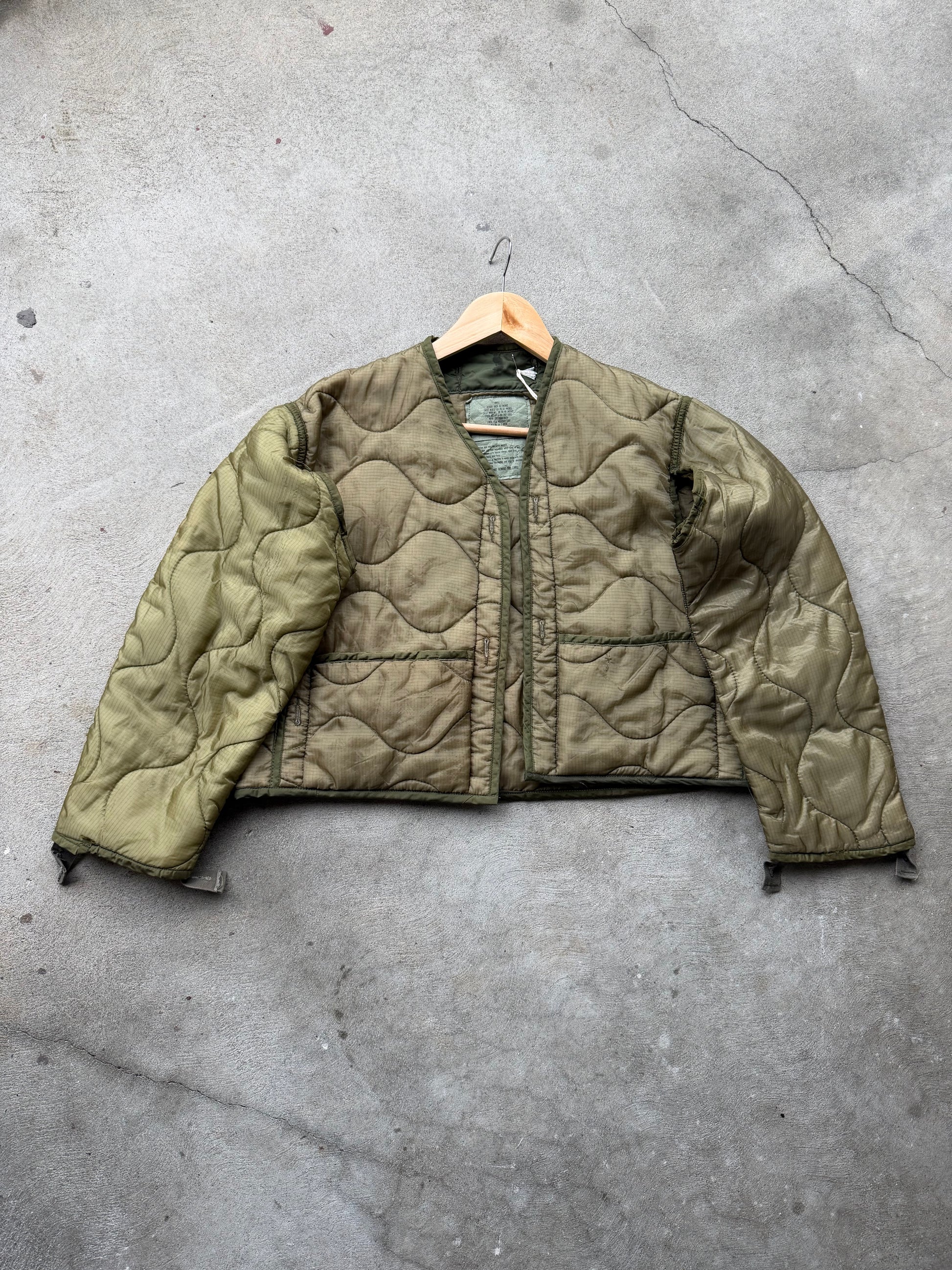 Vintage REWORKED Military Liner CROP Jacket ( OLIVE GREEN ) -S