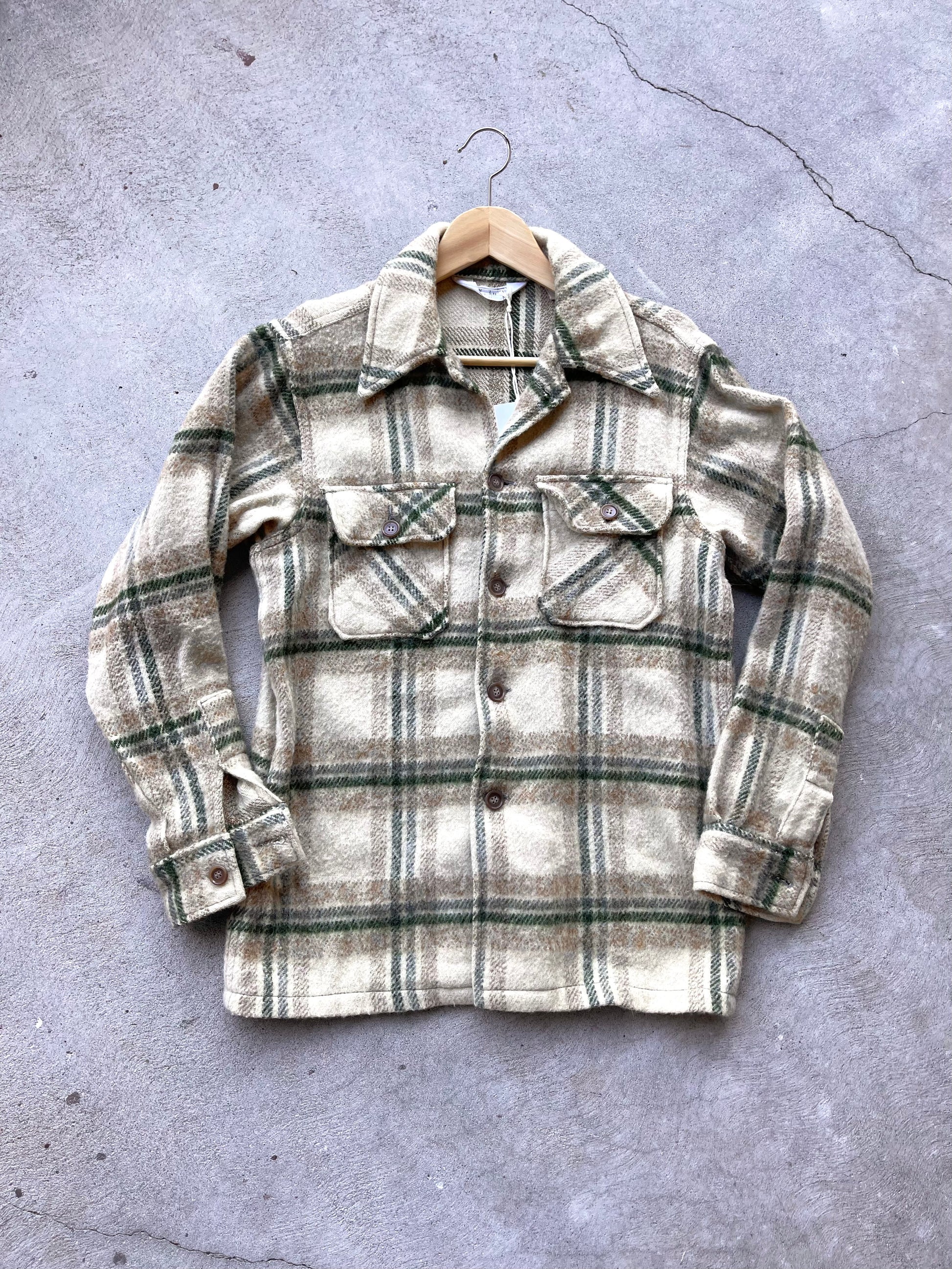 Vintage Woolrich Camp Shirt - M
