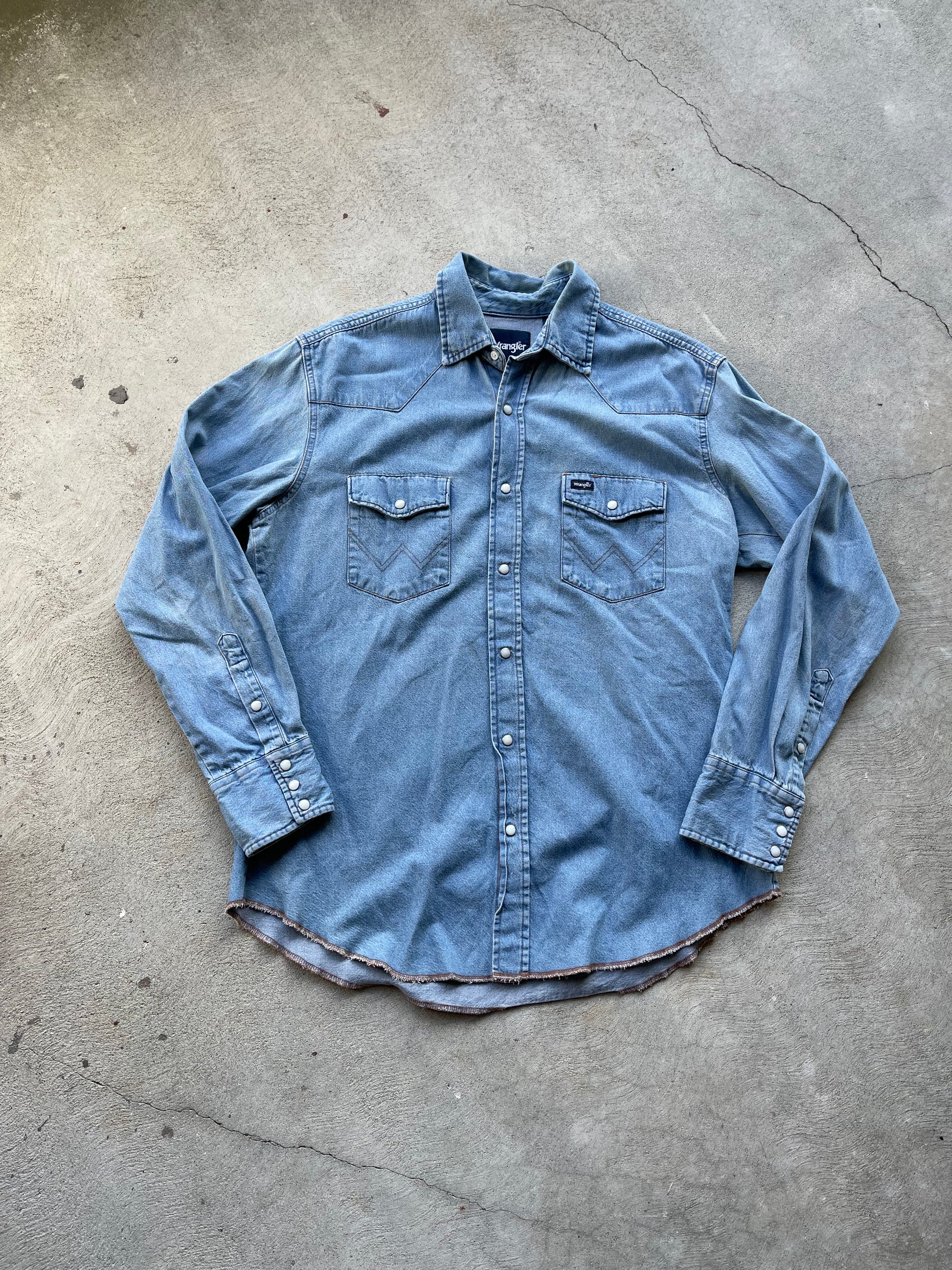 Vintage Wrangler Snap Chambray - L