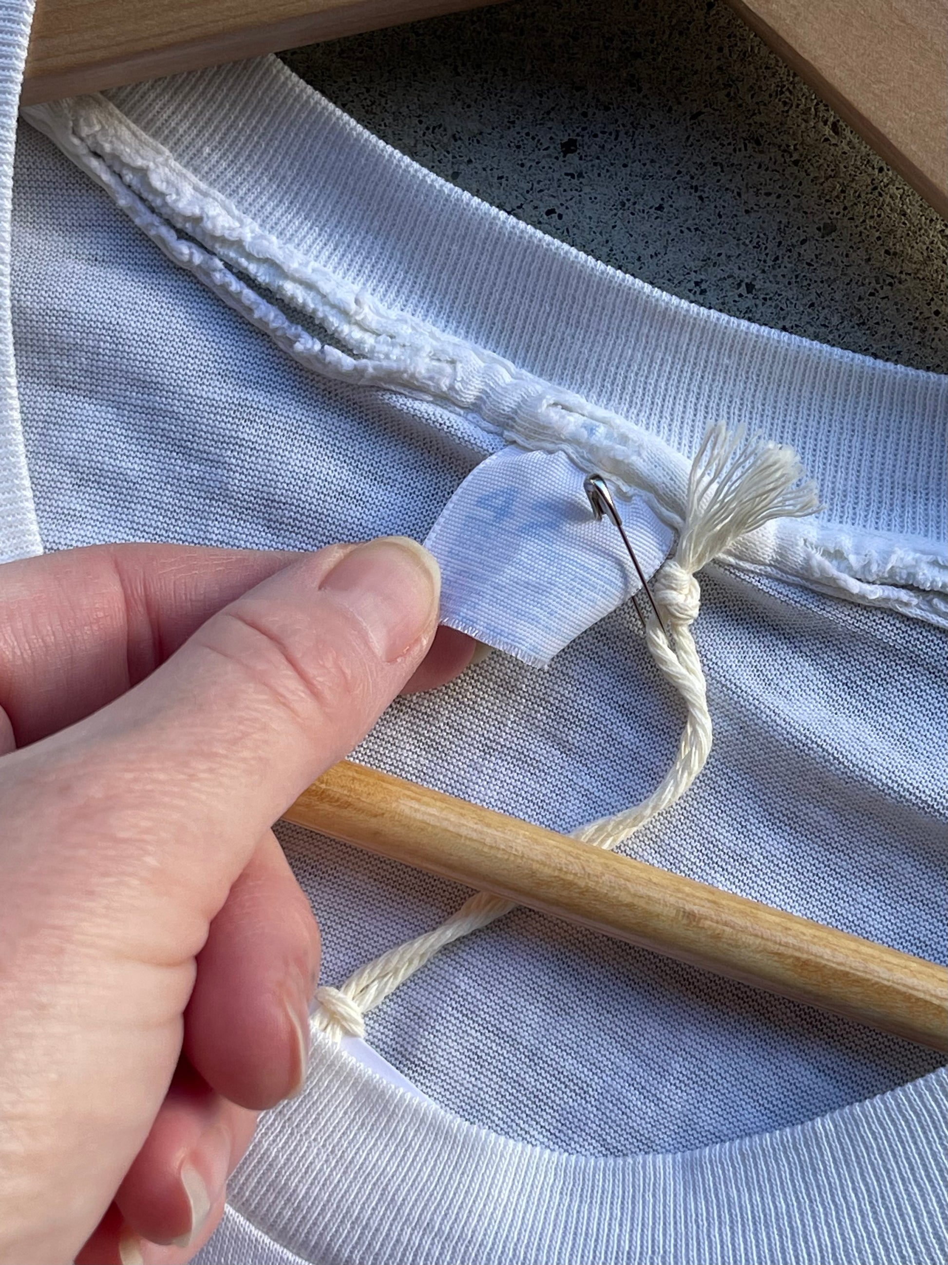 Vintage Paper Thin Crew Neck WHITE - S/M