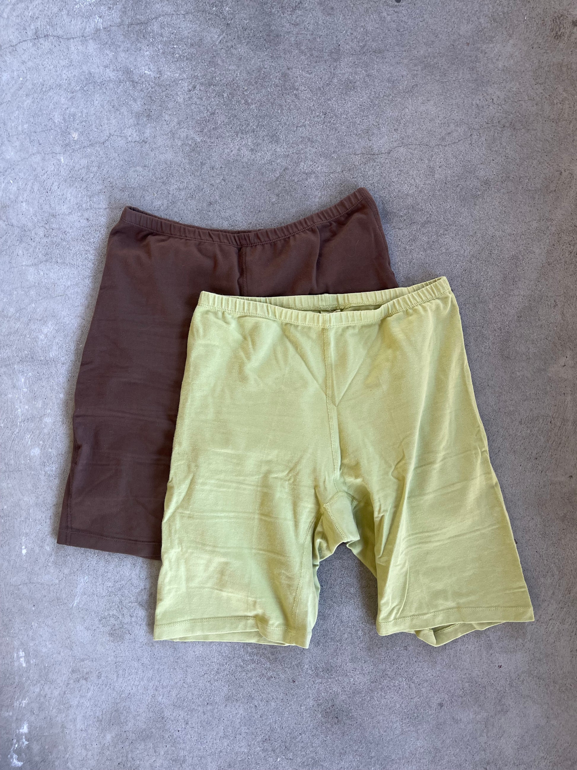 Set of 2 Bike Shorts by Pansy Co - L