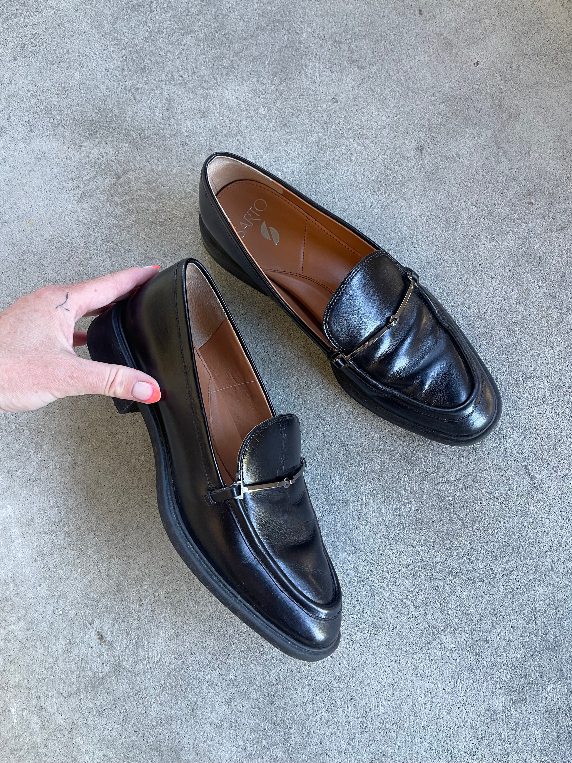 Preloved Franco Sarta Eda Loafer - Size 9