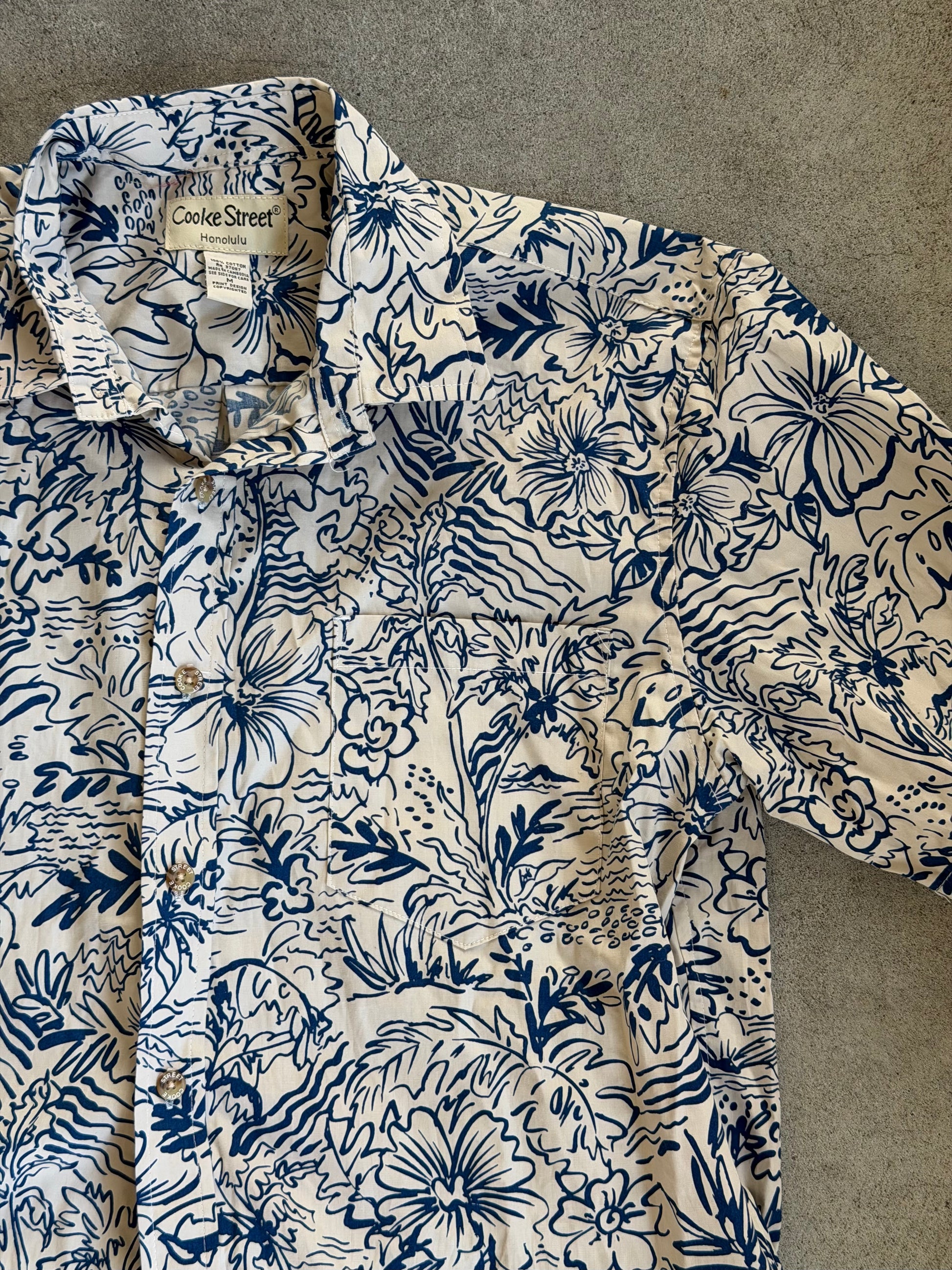 Vintage Hawaiian Shirt - M/L