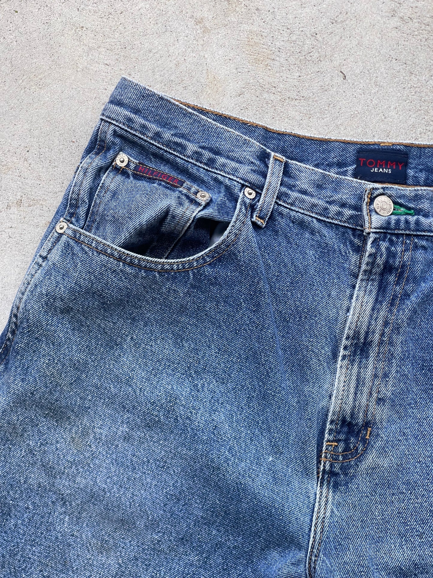 Vintage Tommy Hilfiger Shorts - 34" W