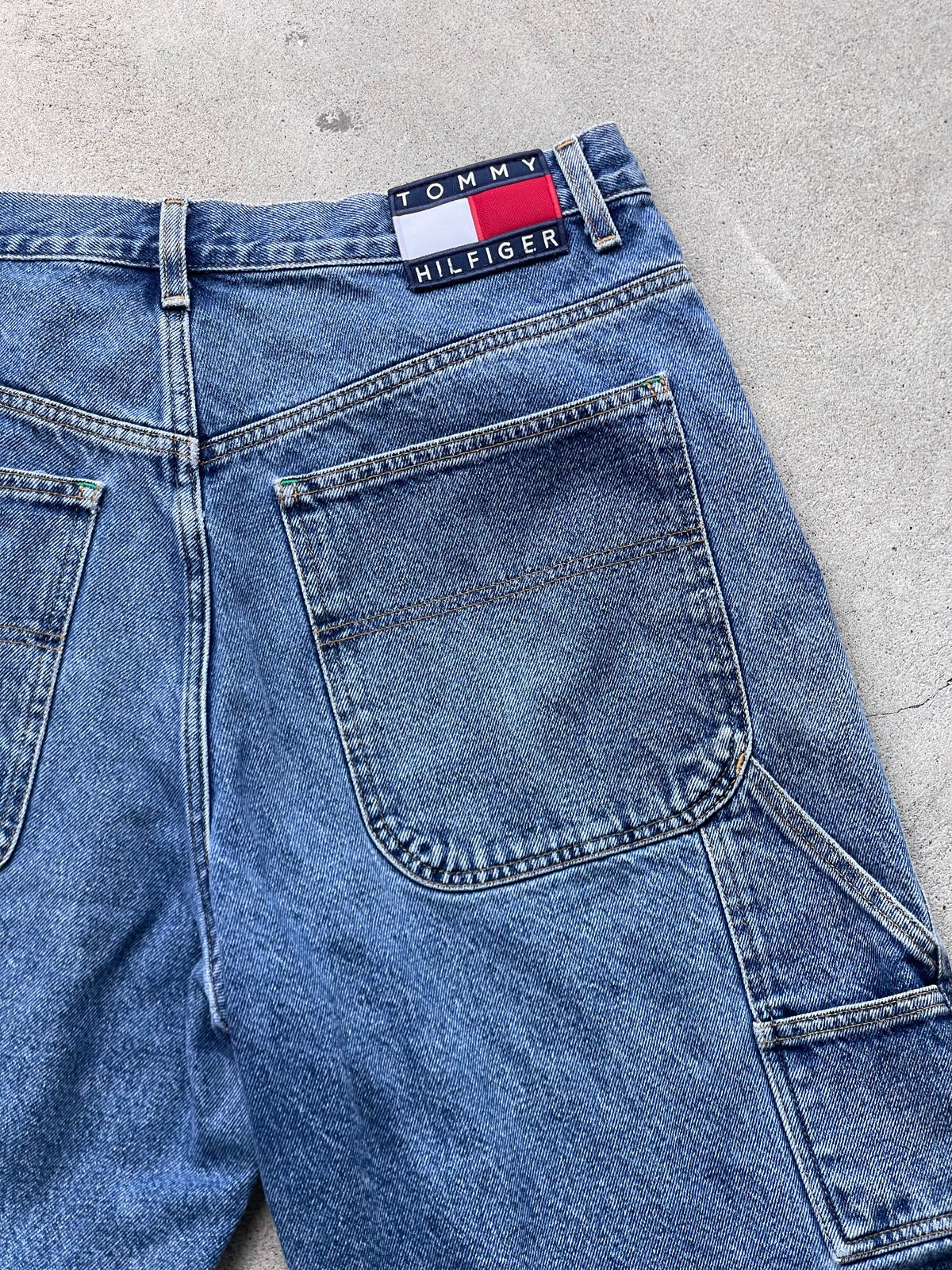 Vintage Tommy Hilfiger Shorts - 34