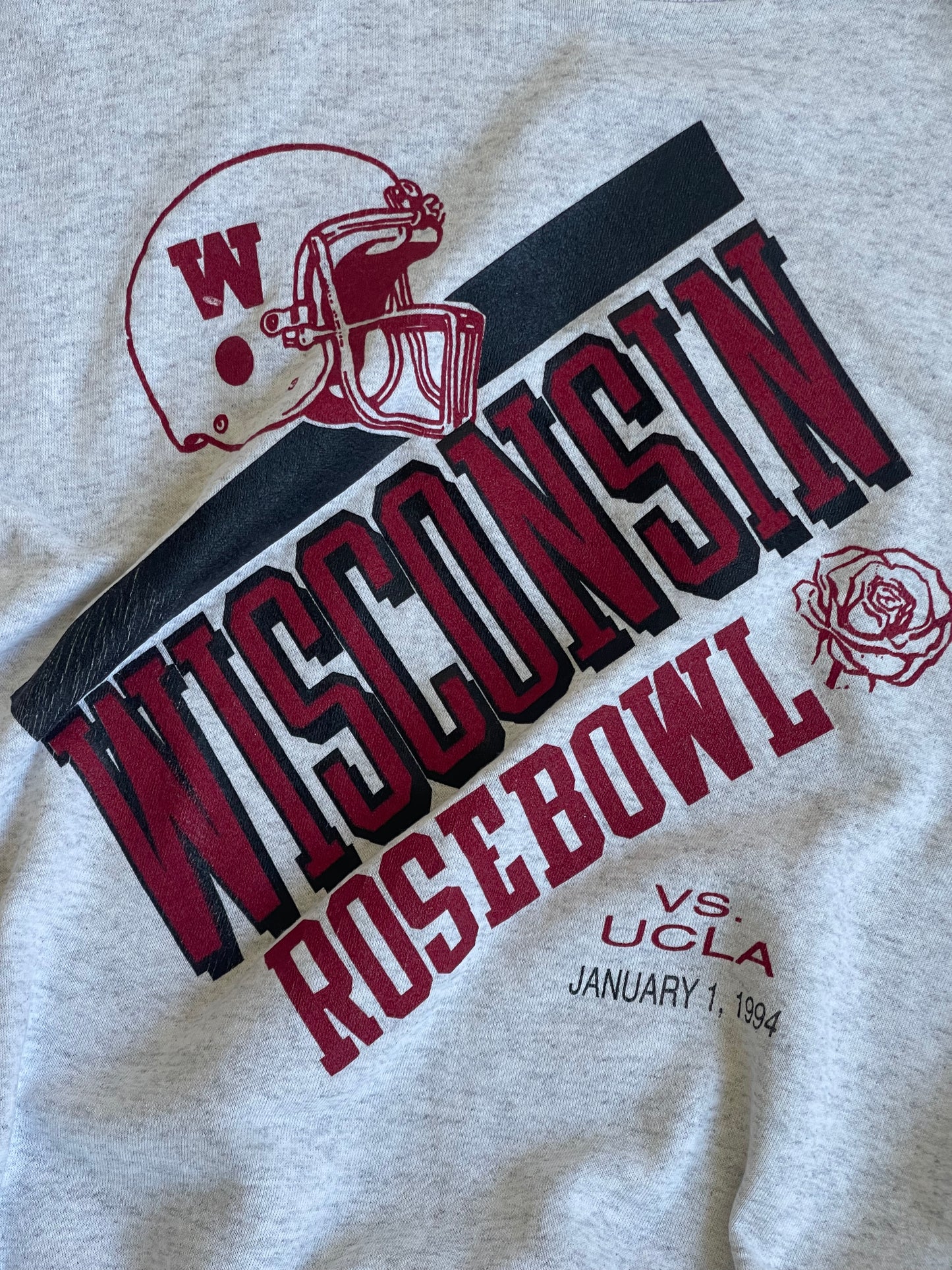 Vintage 1994 Wisconsin Rose Bowl Sweatshirt - up to XL