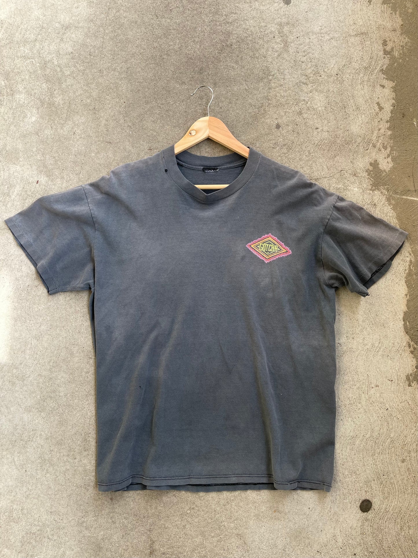 Vintage 90s Gotcha Tee - M