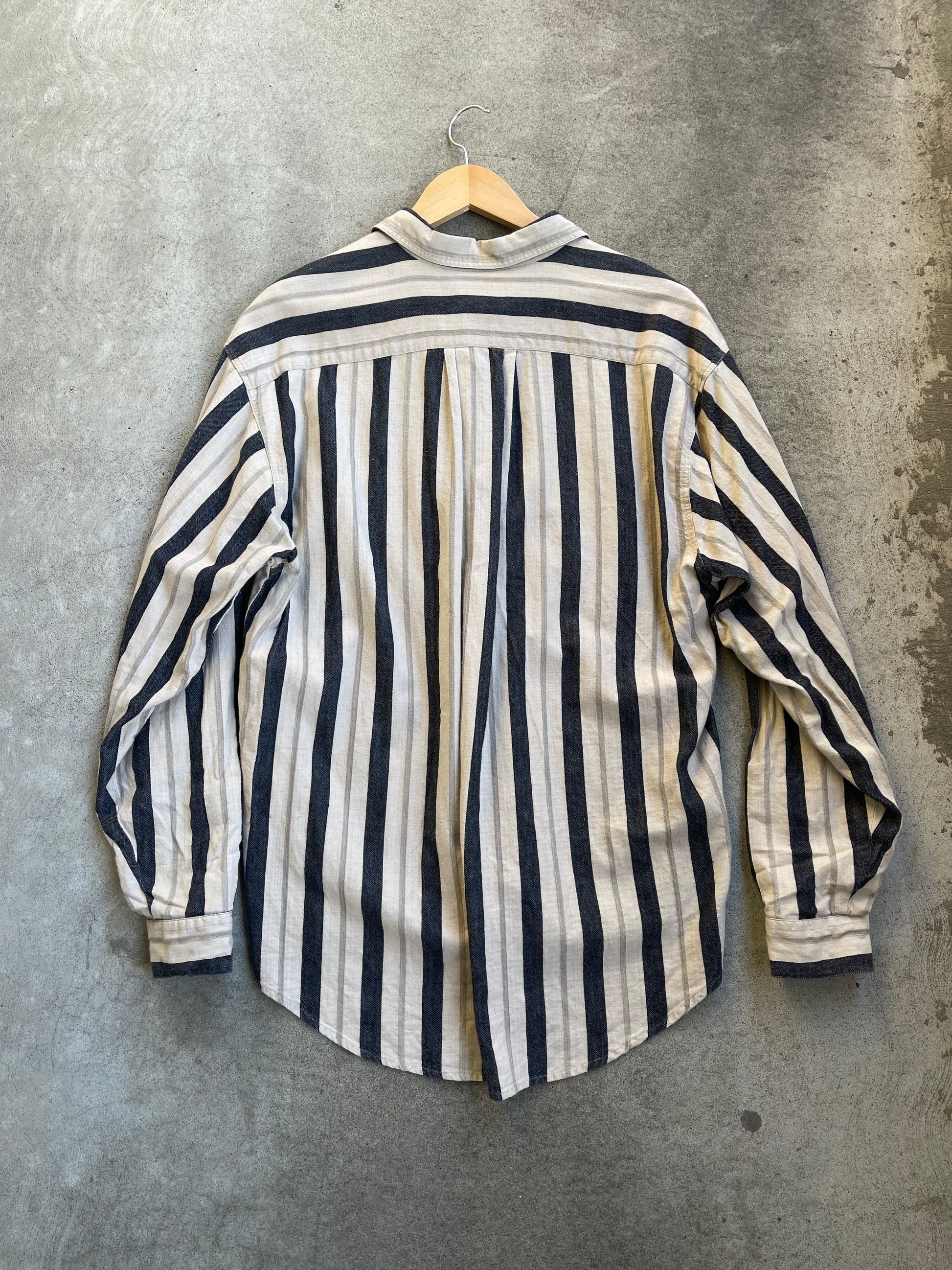 Vintage Stripe Button Up ( STRIPE ) - L/XL