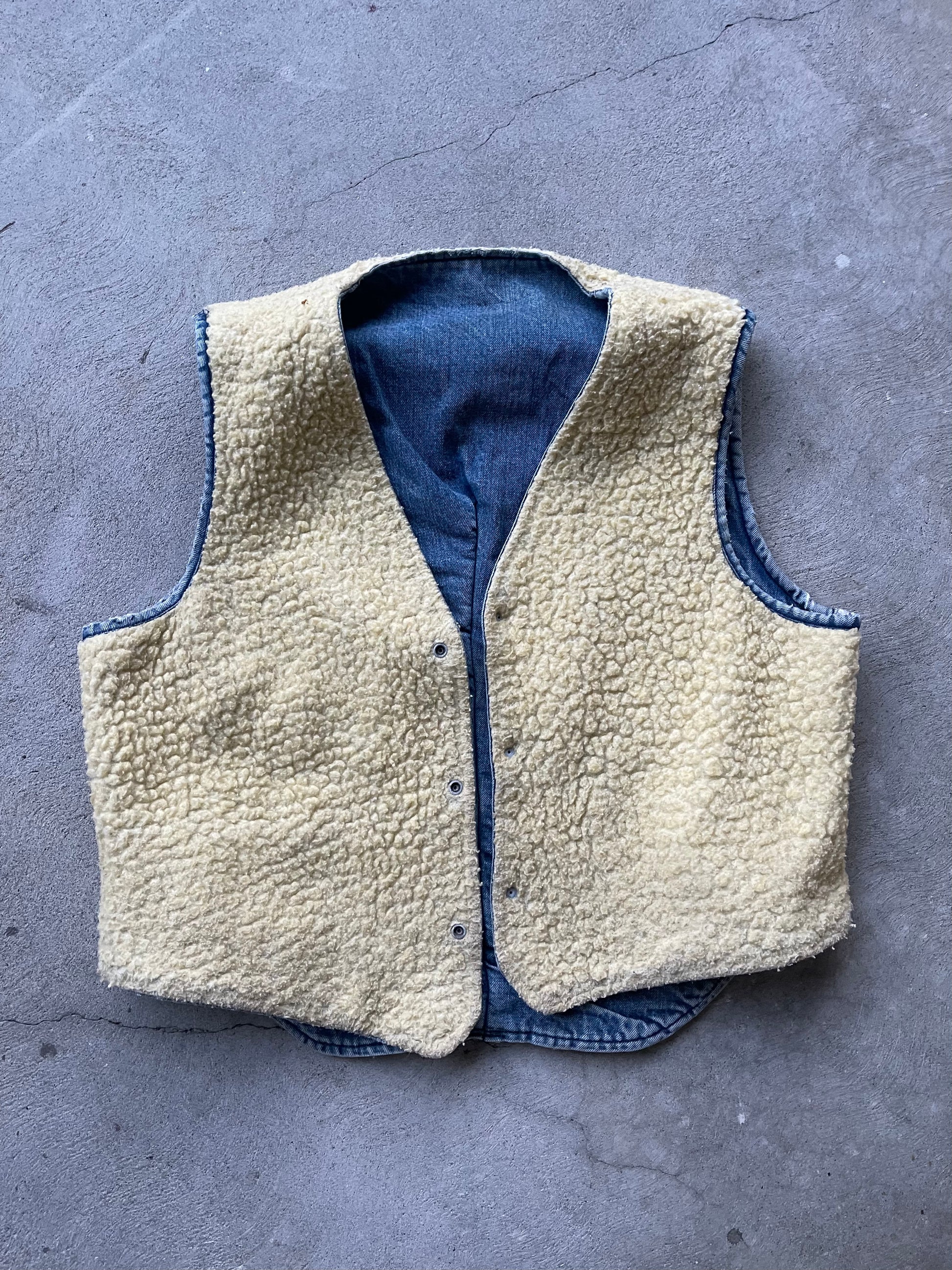 Vintage Sherpa Lined Vest ( L )