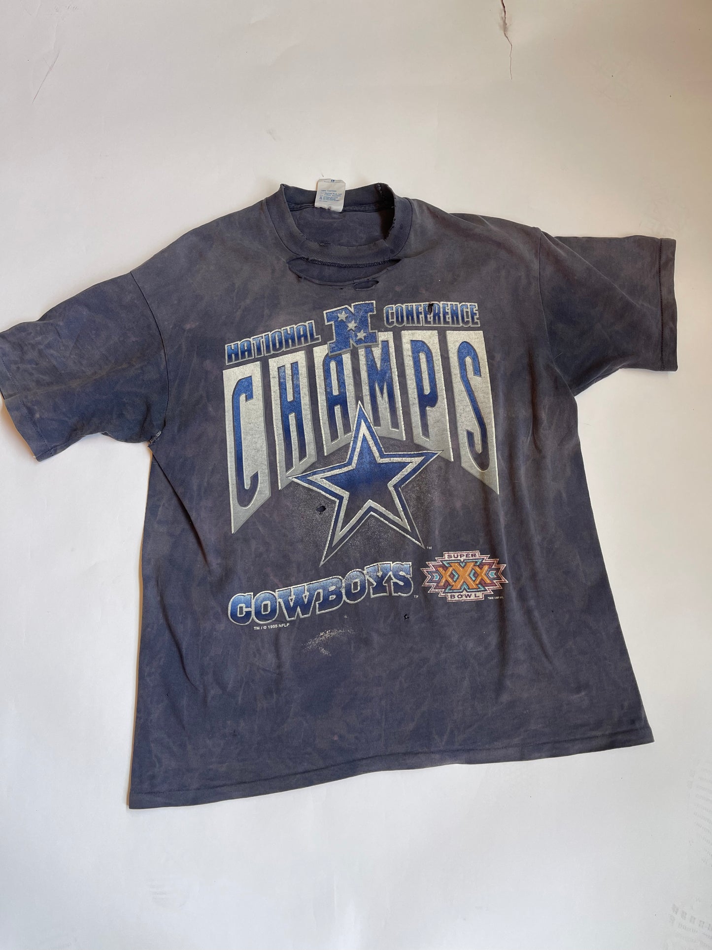 Vintage Thrashed 95 Dallas Cowboys Tee - L/XL