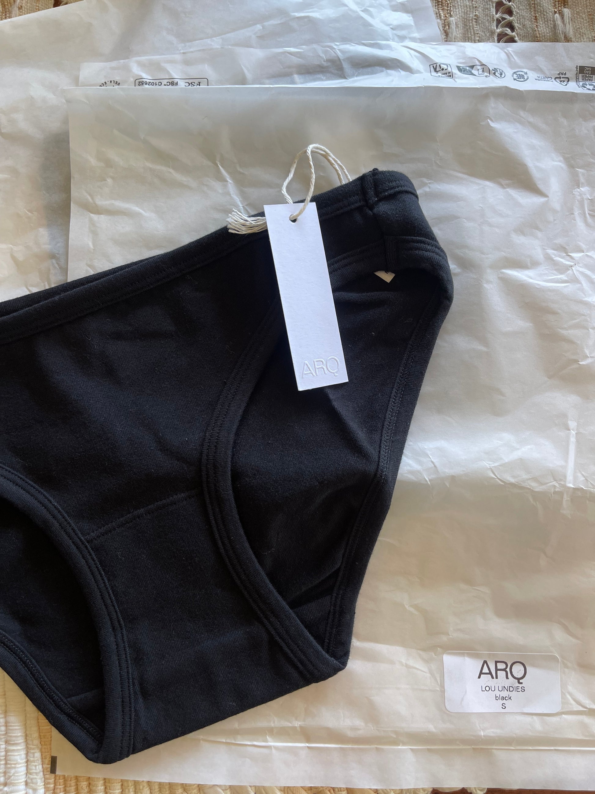 Set of 2 Pairs Brand New ARQ Lou undies in Black - M
