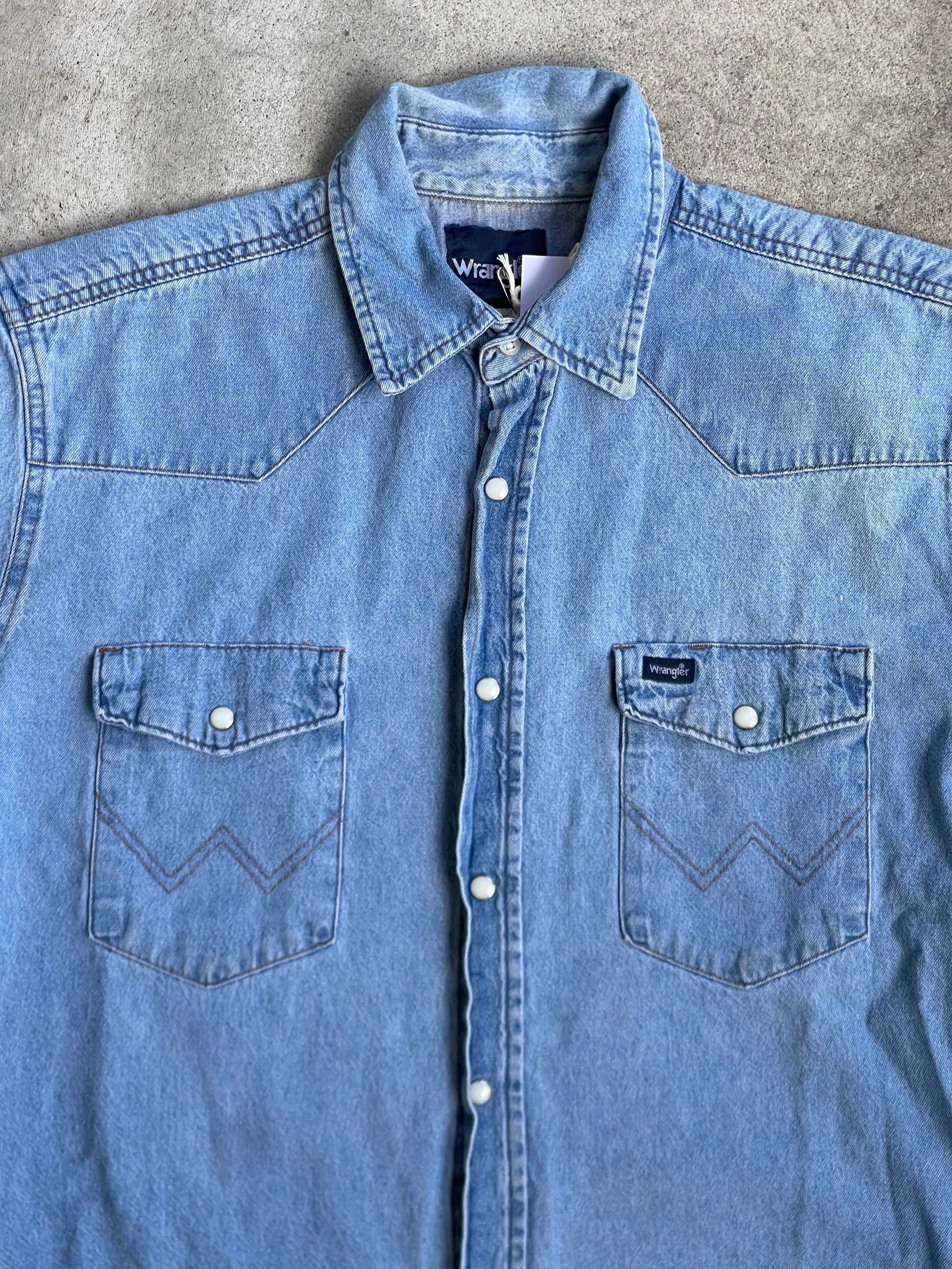 Vintage Wrangler Snap Chambray - L