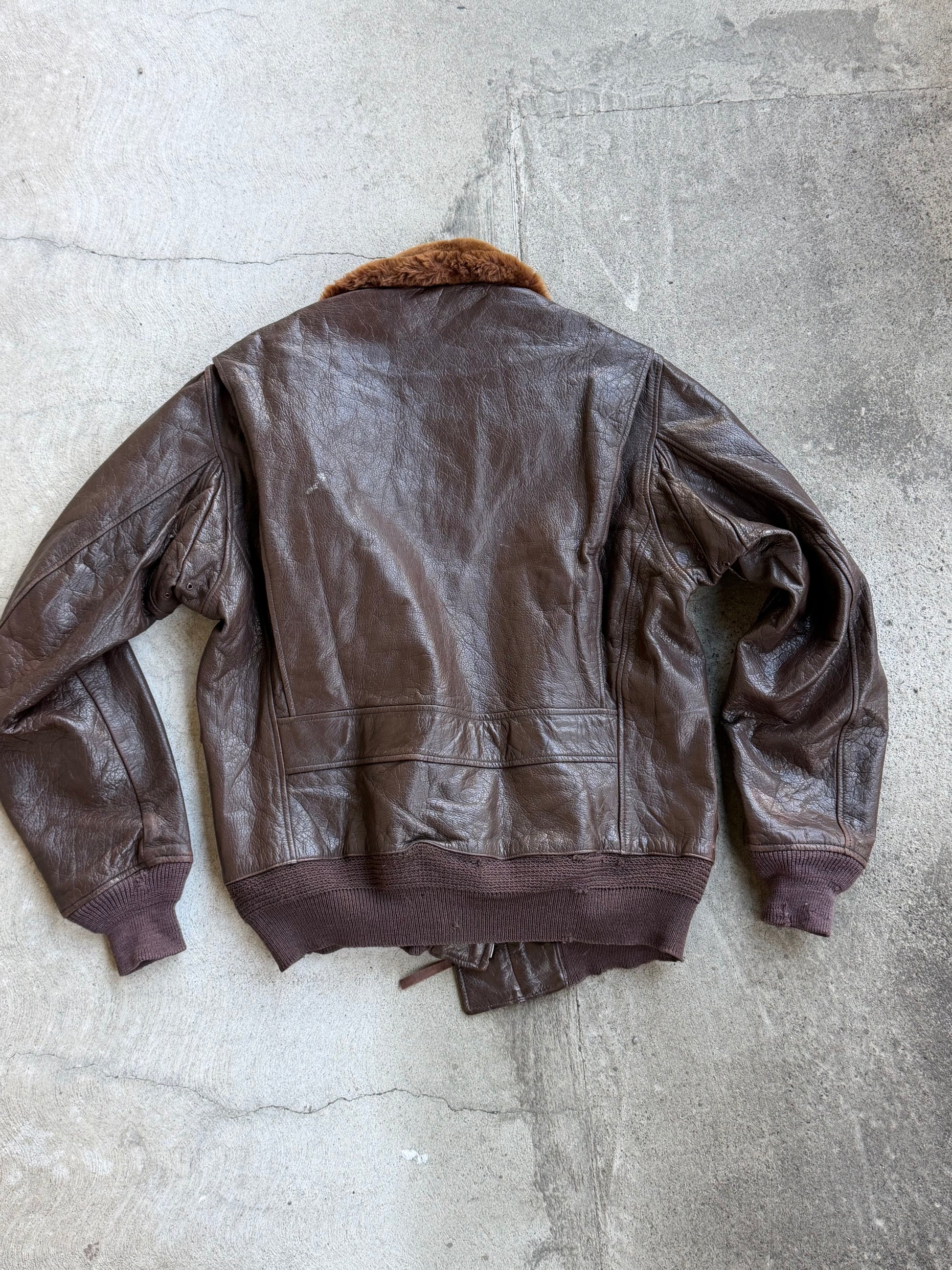 Vintage AUTHENTIC 1940s US NAVY G1 Leather Pilot Jacket - M
