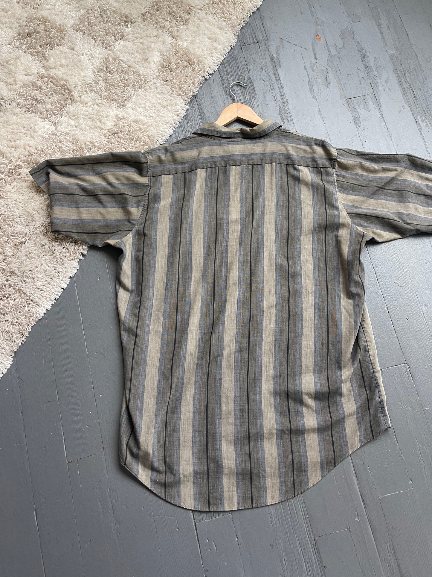 Vintage Lightweight Short Sleeve Buttondown - 2XL