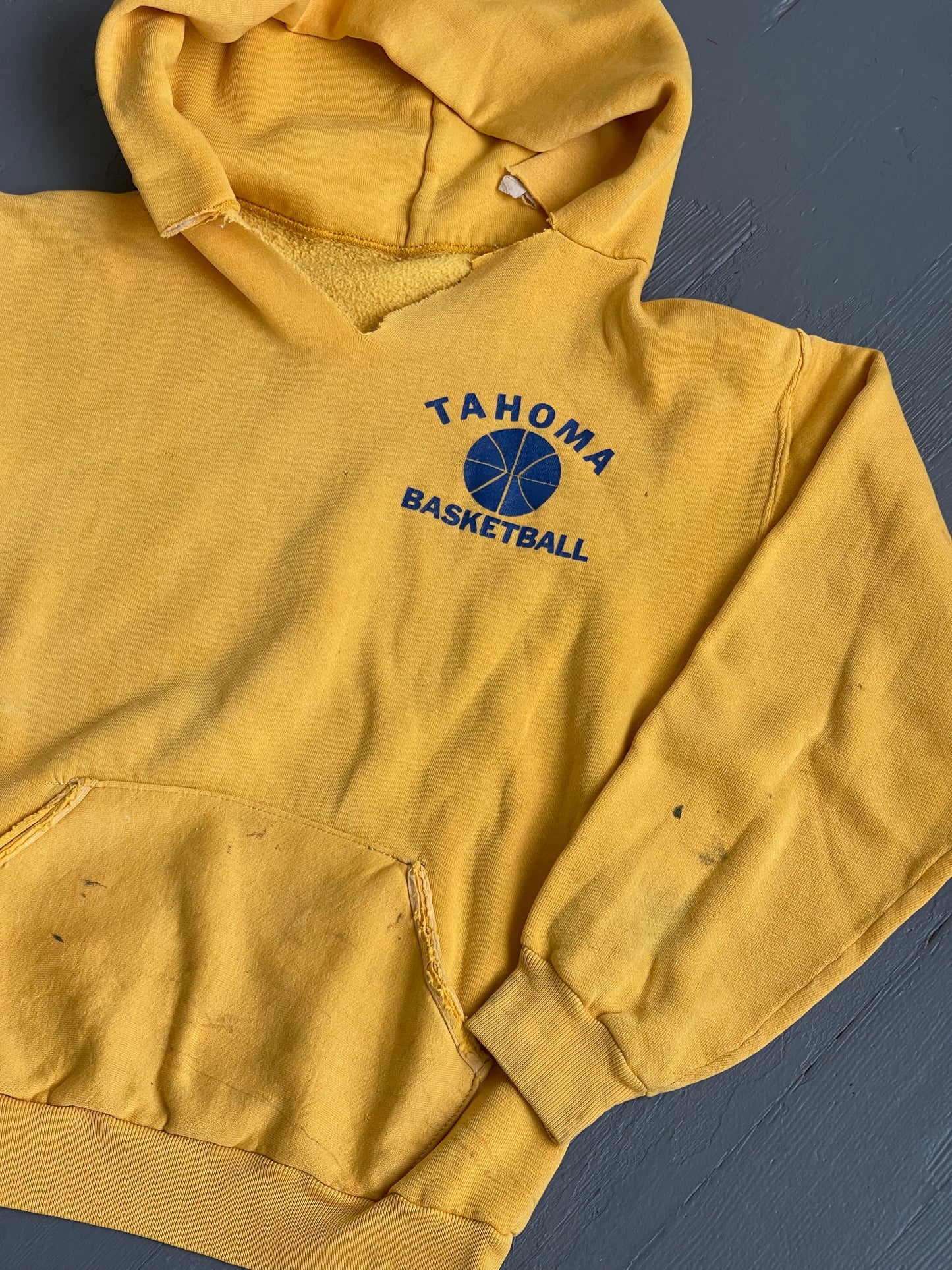 Vintage Tahoma Basketball Hoodie - S