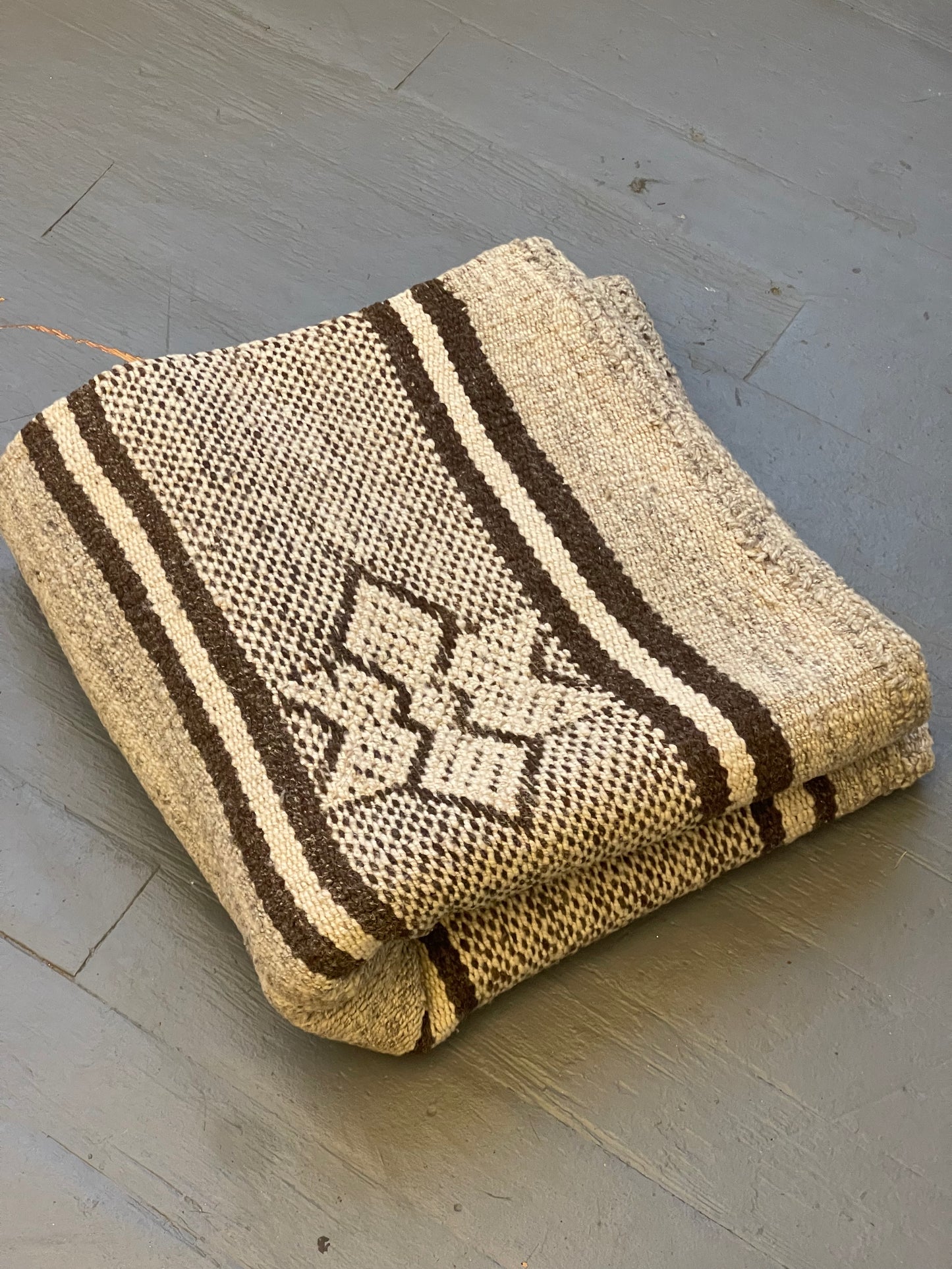 Preloved Frazada ( blanket rug ) from Rimanku