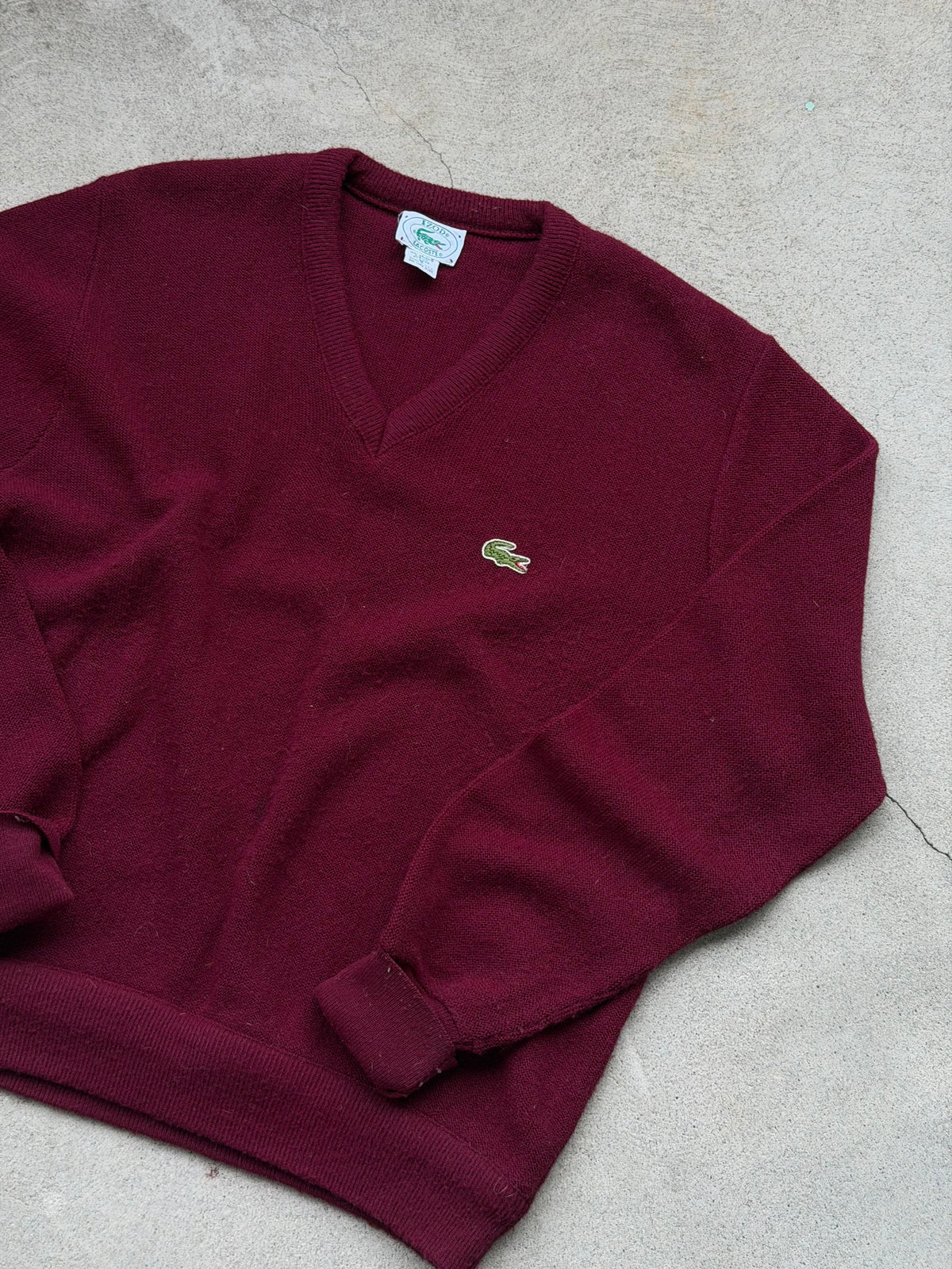 Vintage Dad Sweater in WINE - M