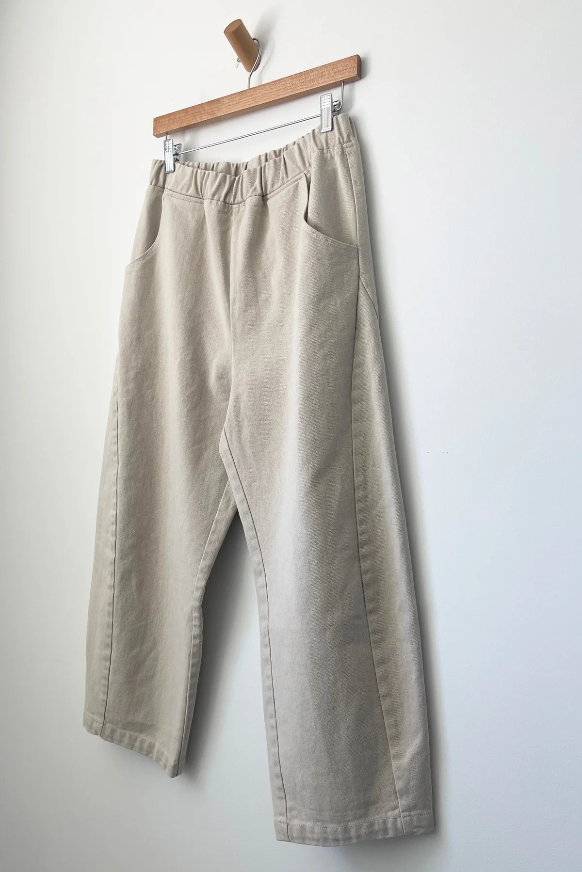 Le Bon Shoppe Arc Pants in NATURAL - ( select size )