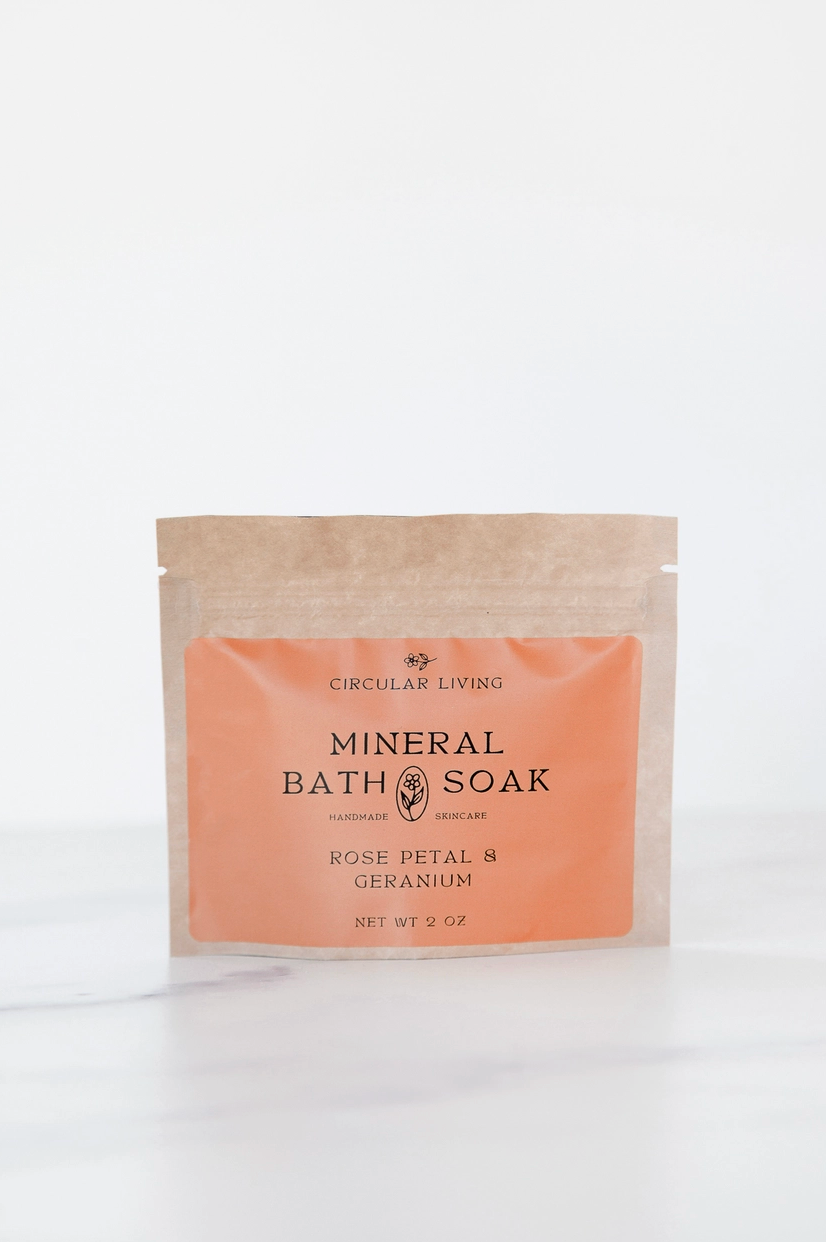 Circular Living Mineral Bath Soak Sachet, Rose Petal & Geranium
