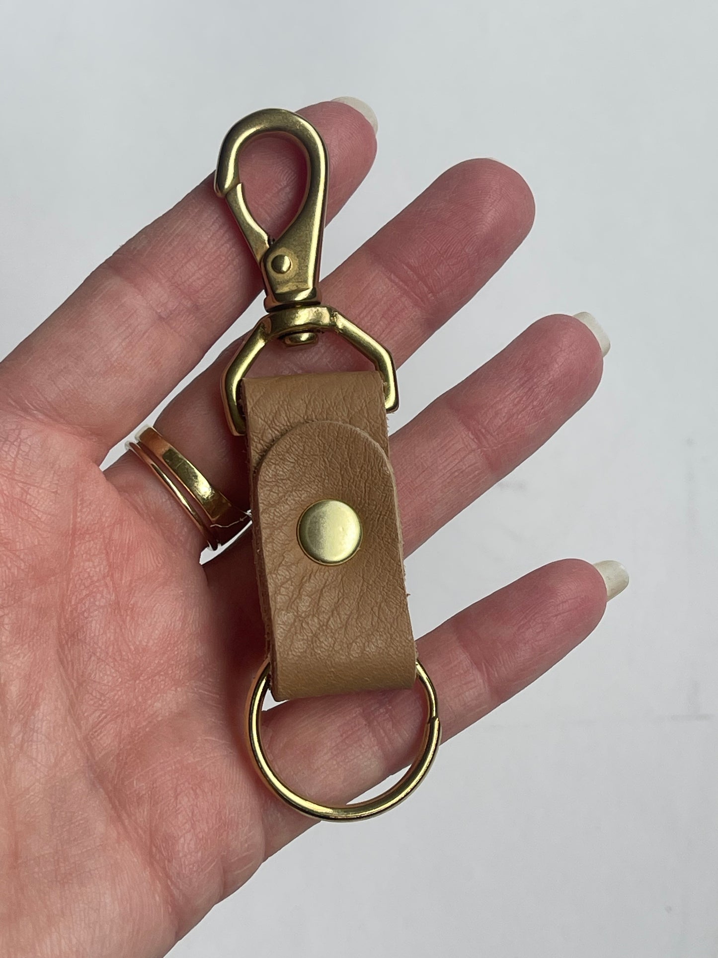 Primecut Leather Keychain in TAN