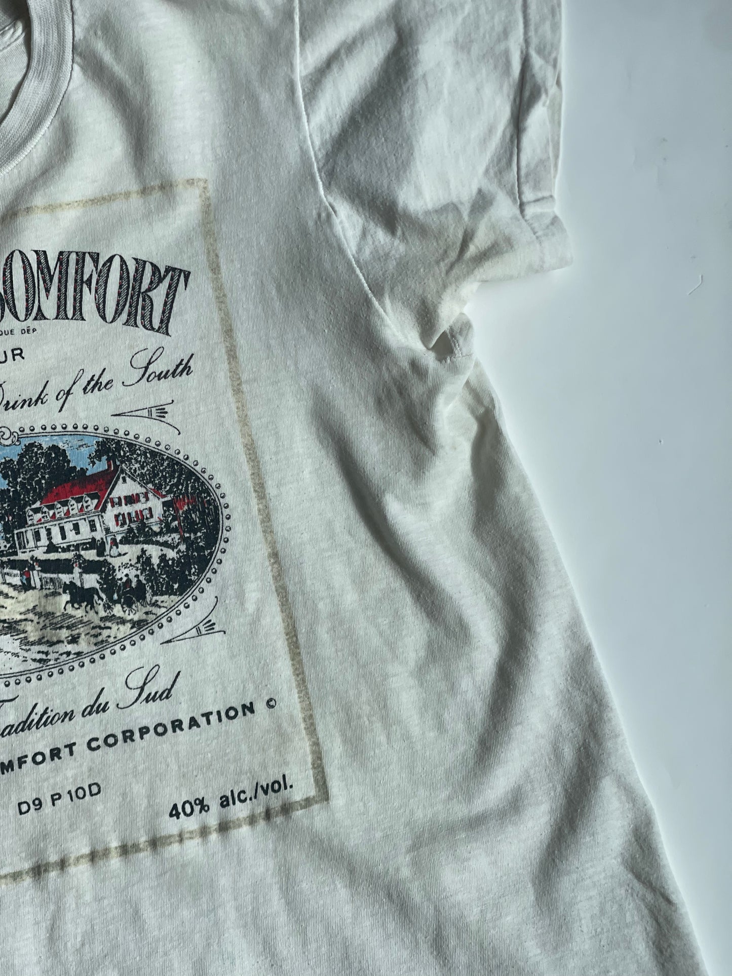 ( @ September ) Vintage Southern Comfort Tee - S/M